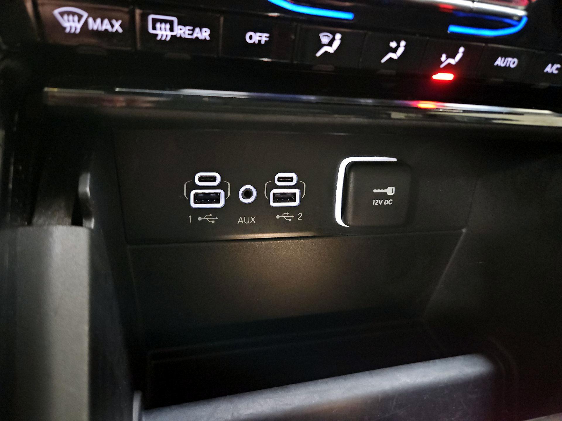 Thumbnail: 2023 Jeep Grand Cherokee - 18