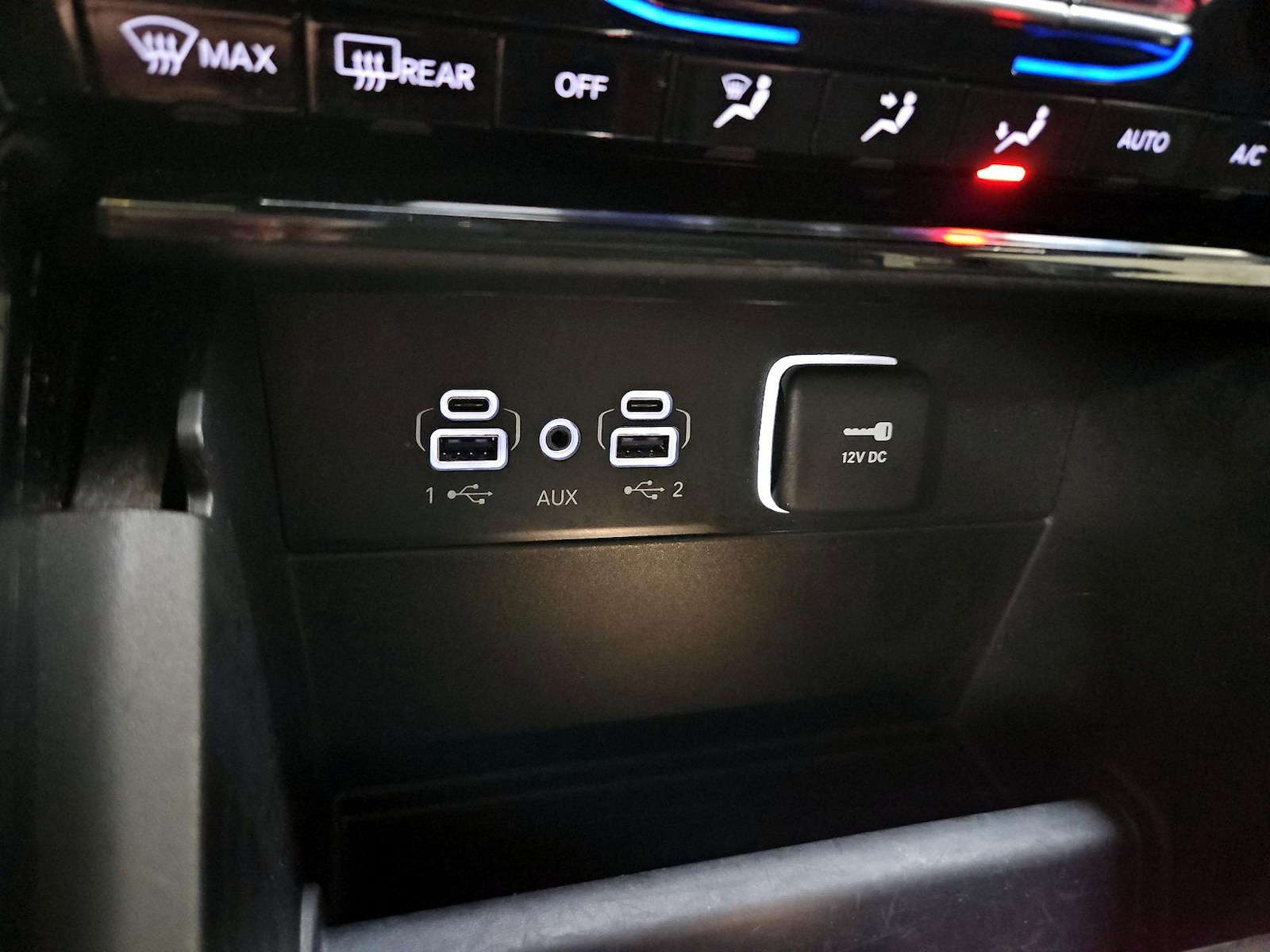 2023 Jeep Grand Cherokee Laredo - Photo 19