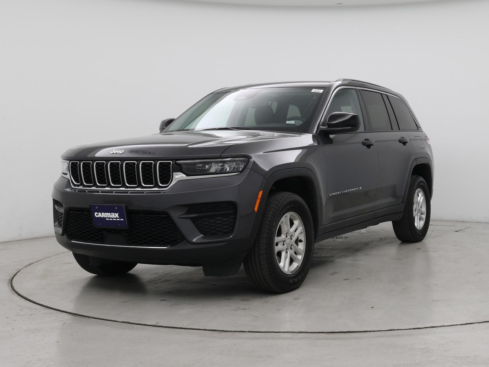2023 Jeep Grand Cherokee Laredo - Photo 5
