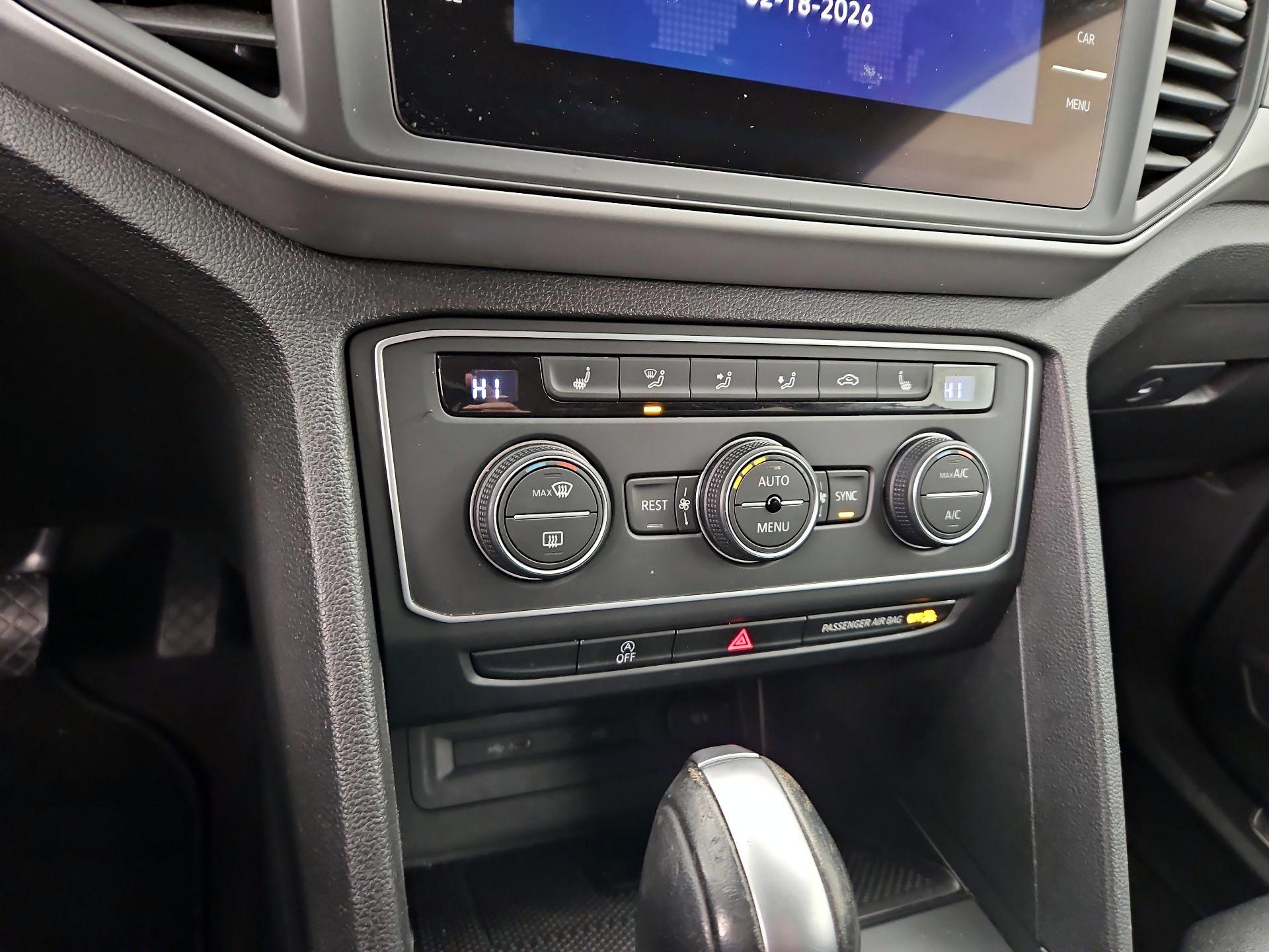 Thumbnail: 2021 Volkswagen Atlas - 16