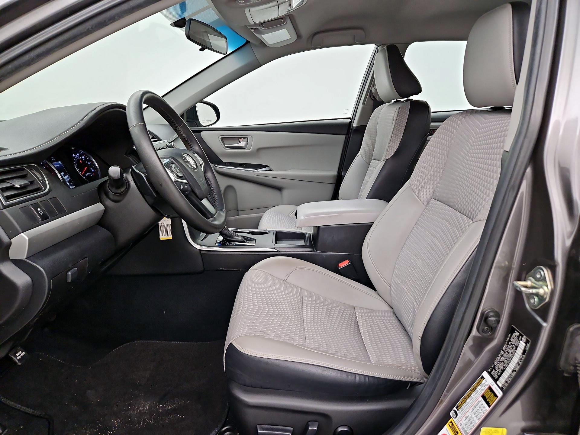 Thumbnail: 2015 Toyota Camry - 11