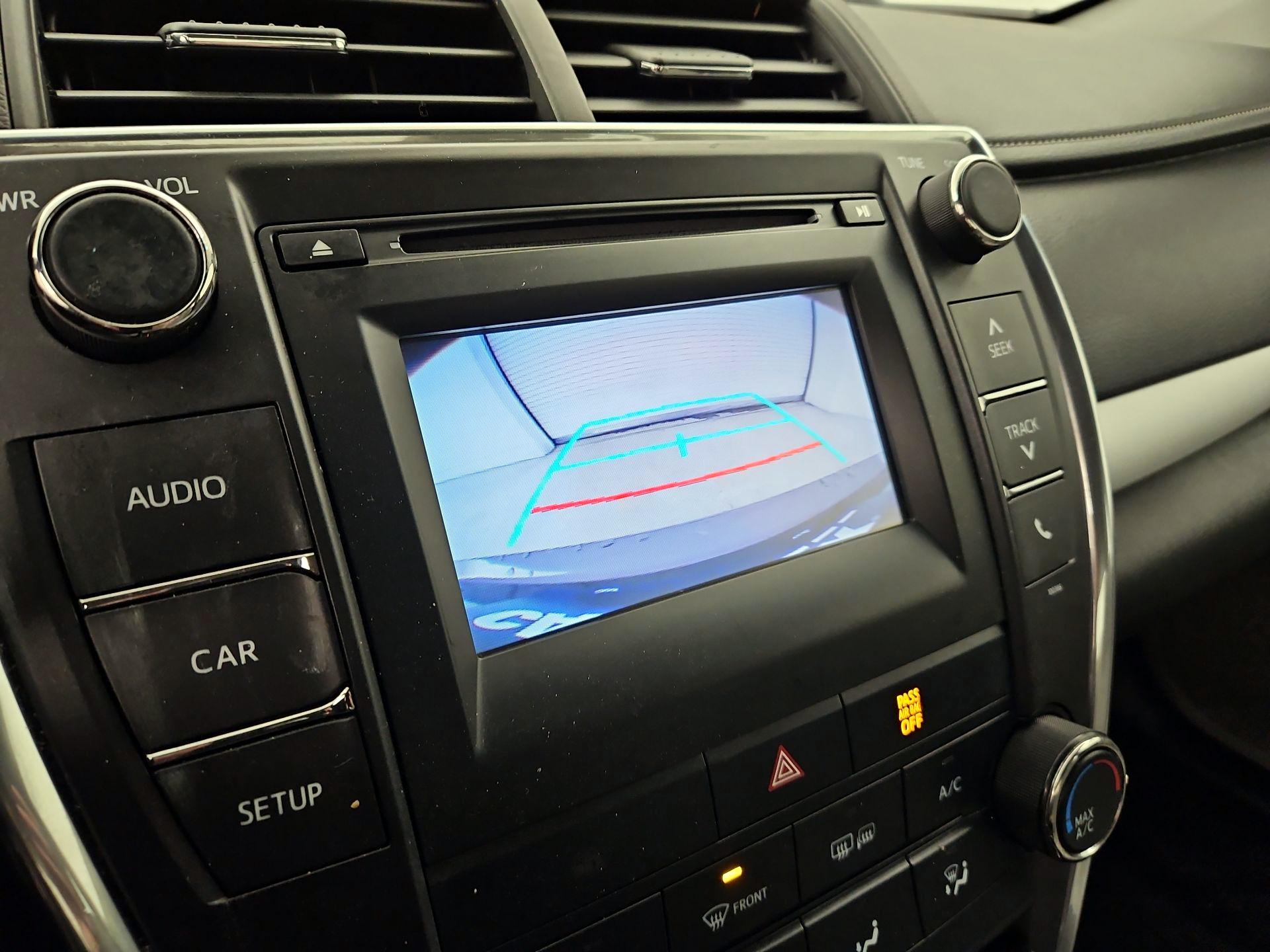 Thumbnail: 2015 Toyota Camry - 14