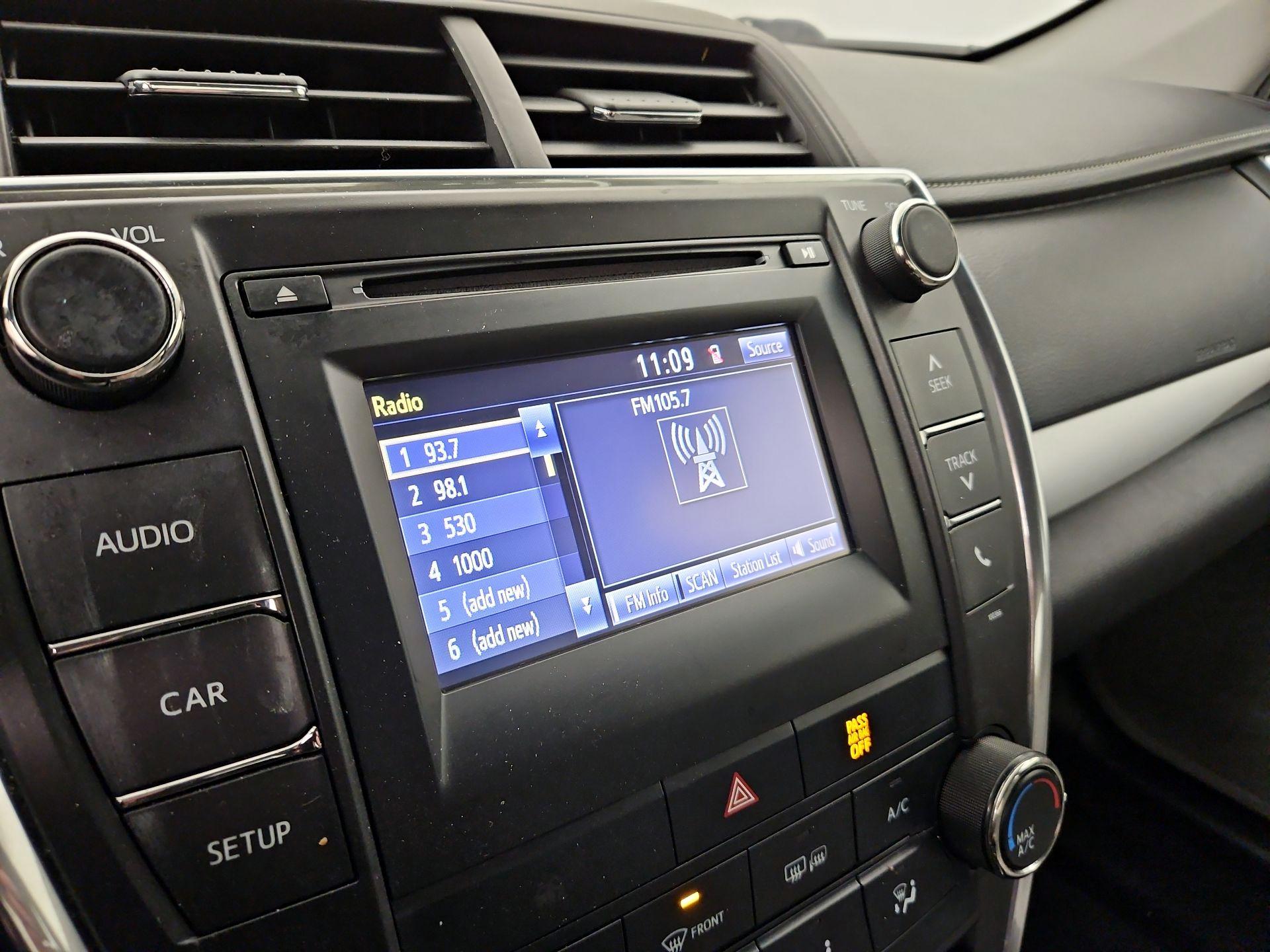 Thumbnail: 2015 Toyota Camry - 15