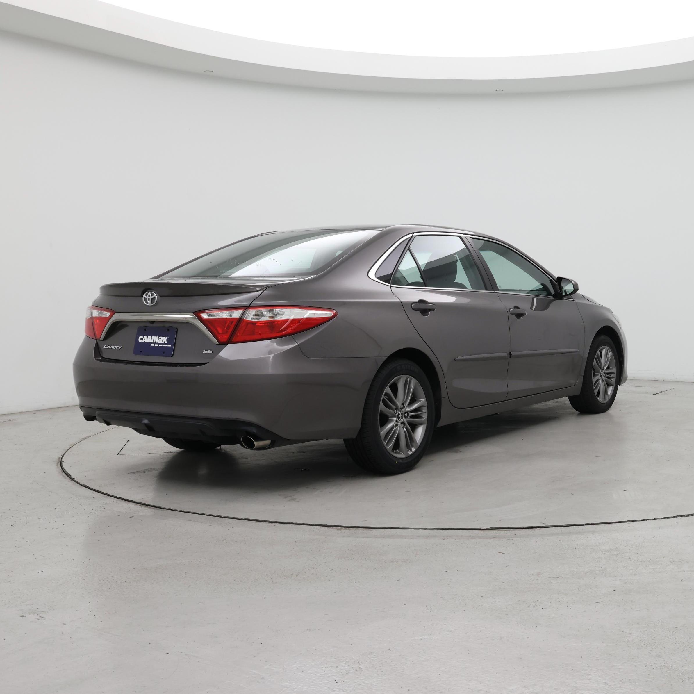 Thumbnail: 2015 Toyota Camry - 8