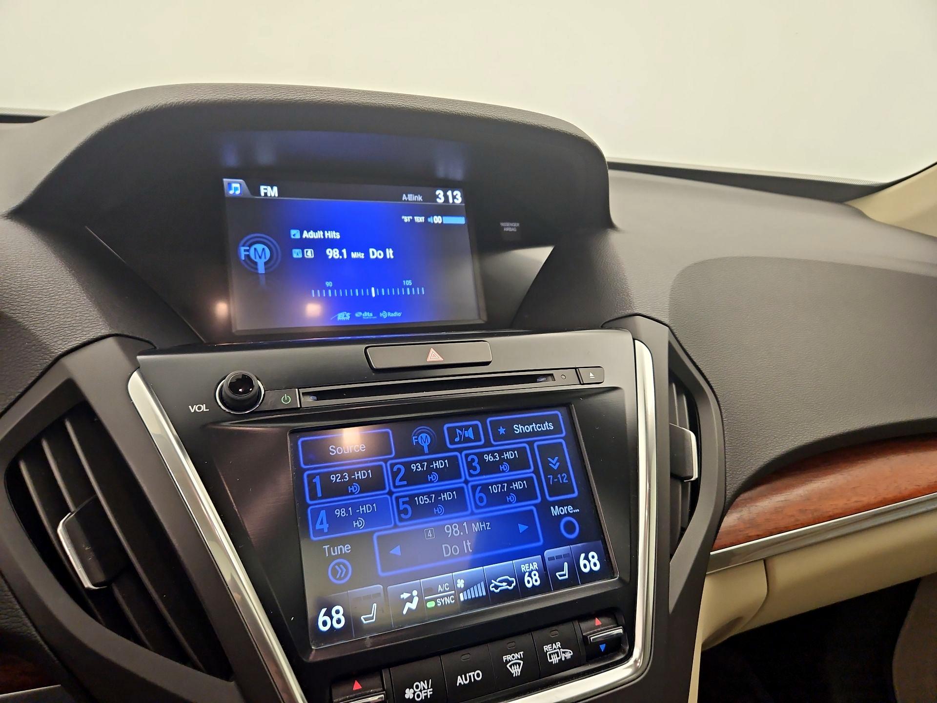 Thumbnail: 2017 Acura MDX - 15