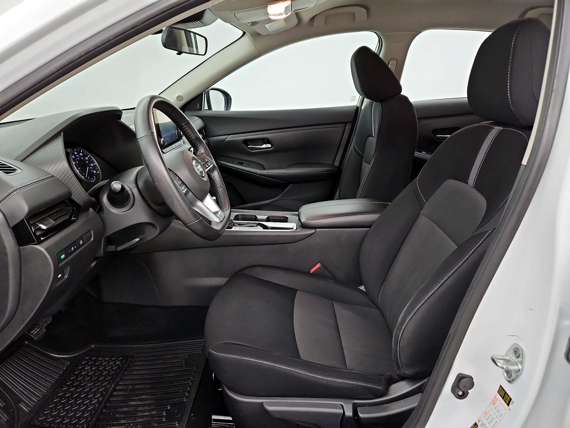 Thumbnail: 2021 Nissan Sentra - 11