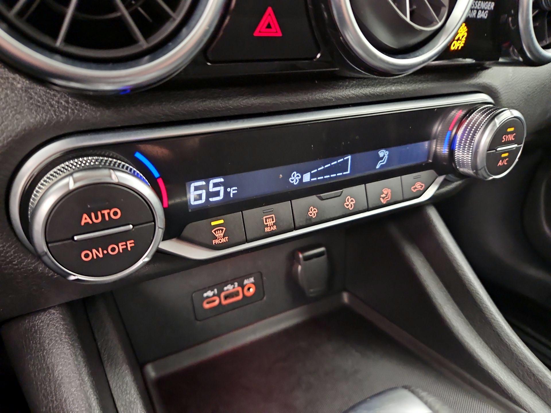 Thumbnail: 2021 Nissan Sentra - 16