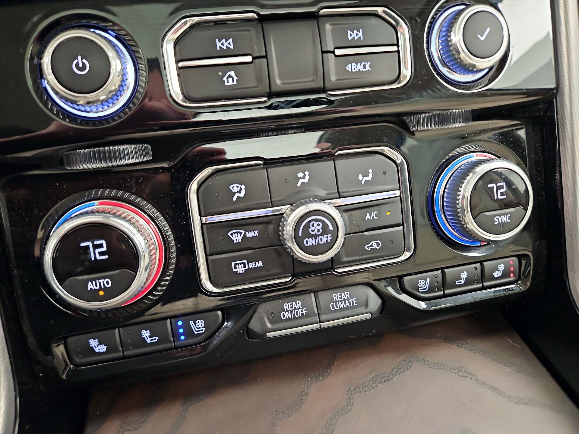 Thumbnail: 2022 GMC Yukon - 17