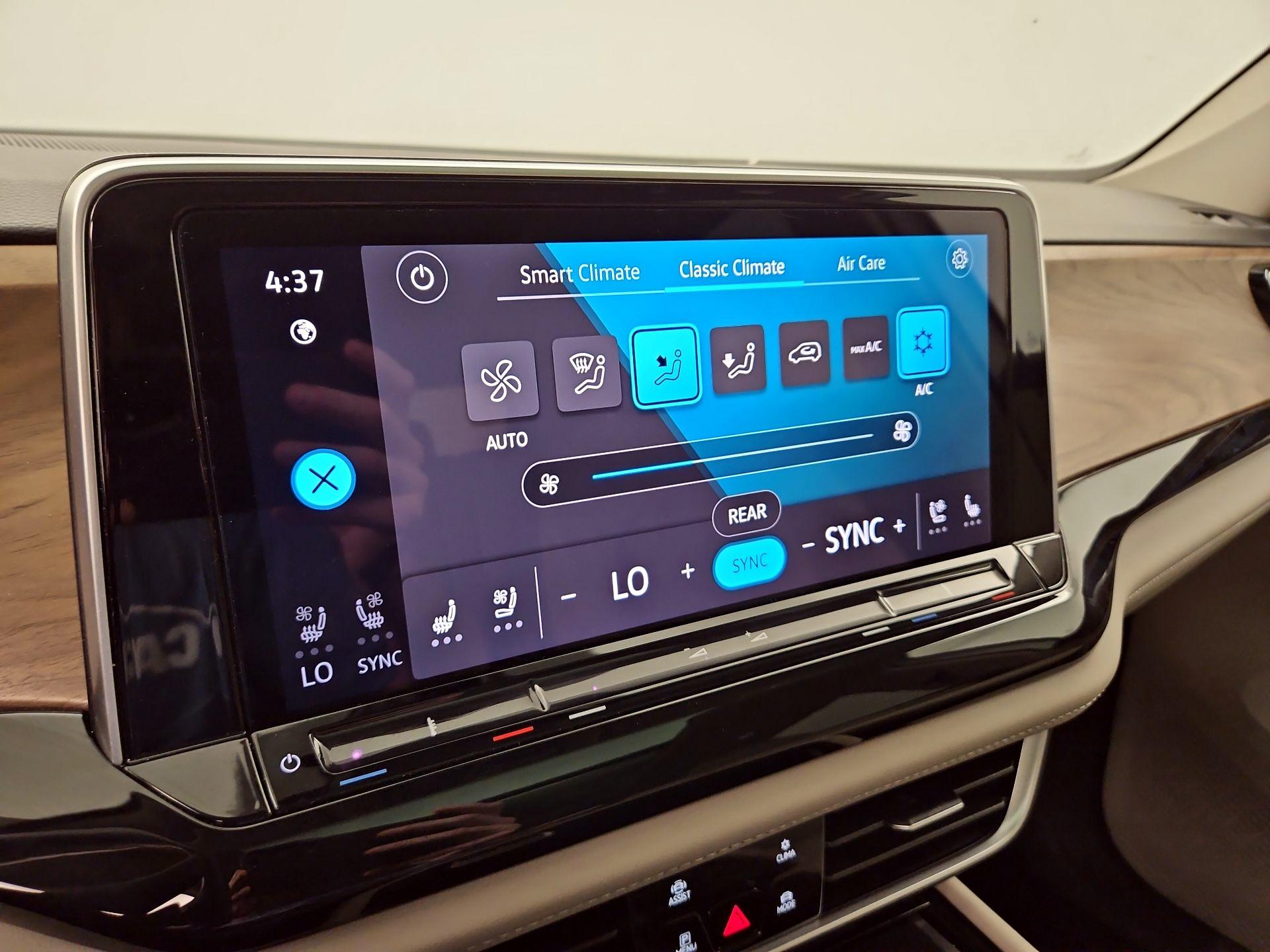 Thumbnail: 2025 Volkswagen Atlas - 16