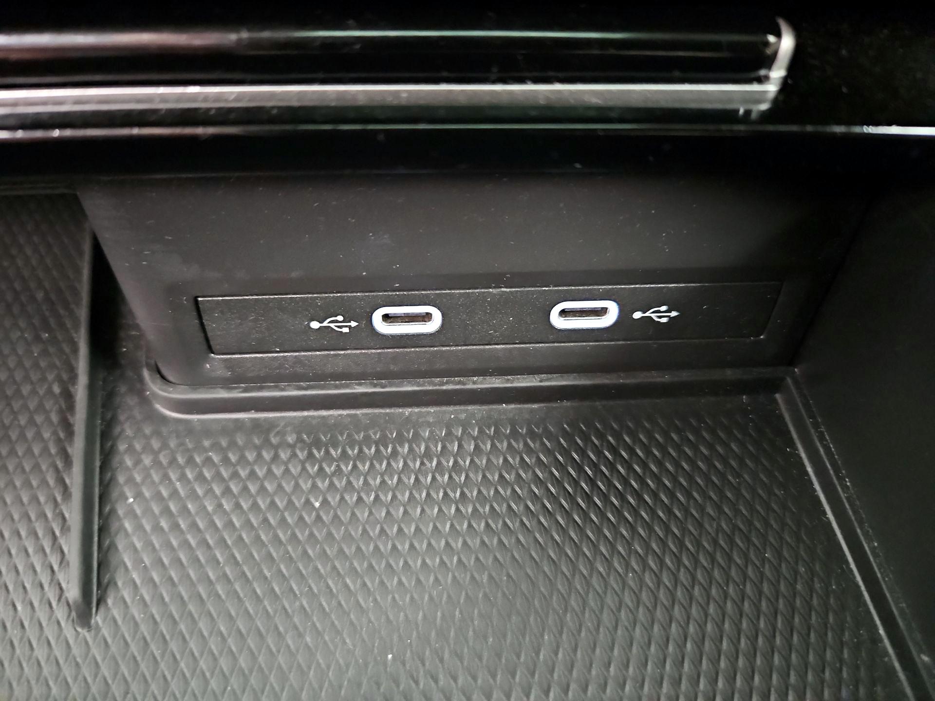 Thumbnail: 2025 Volkswagen Atlas - 18