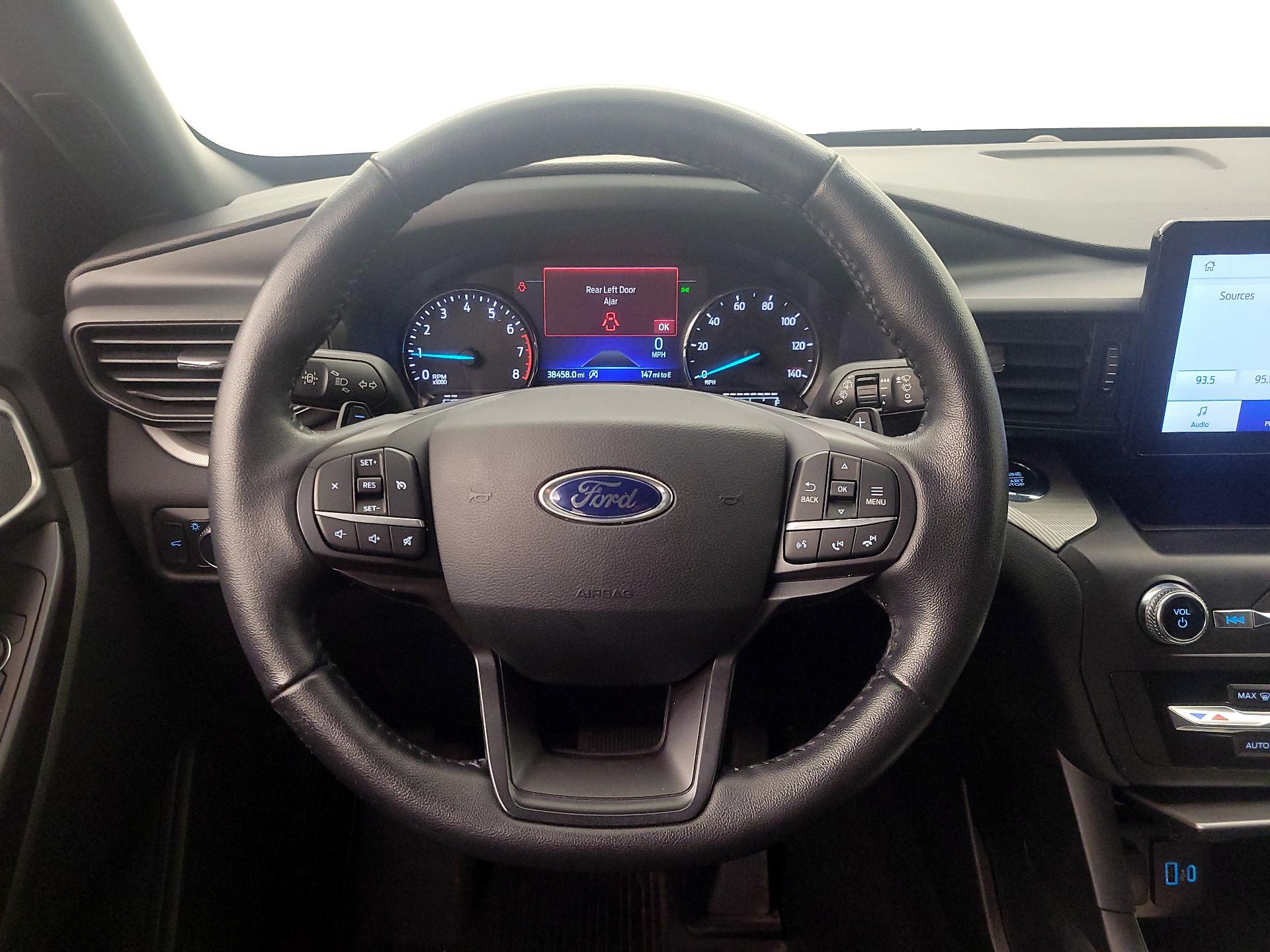 Thumbnail: 2020 Ford Explorer - 10