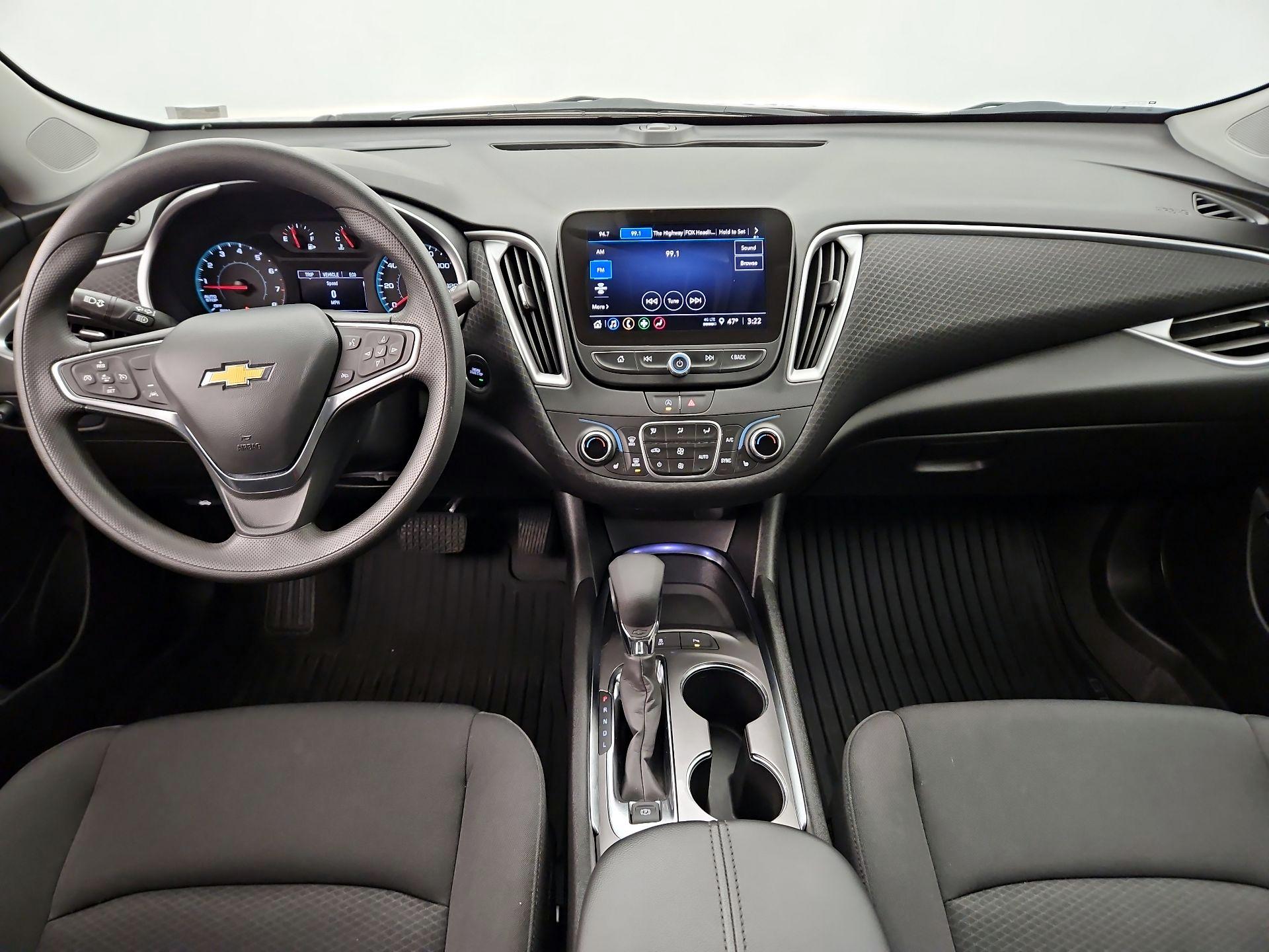 Thumbnail: 2025 Chevrolet Malibu - 9