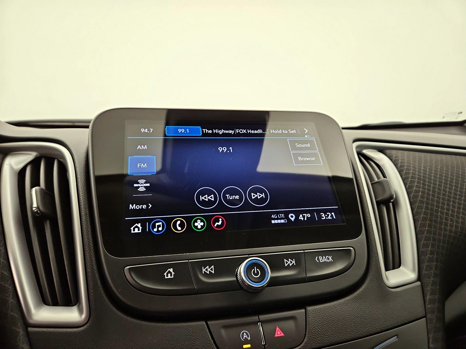 Thumbnail: 2025 Chevrolet Malibu - 15