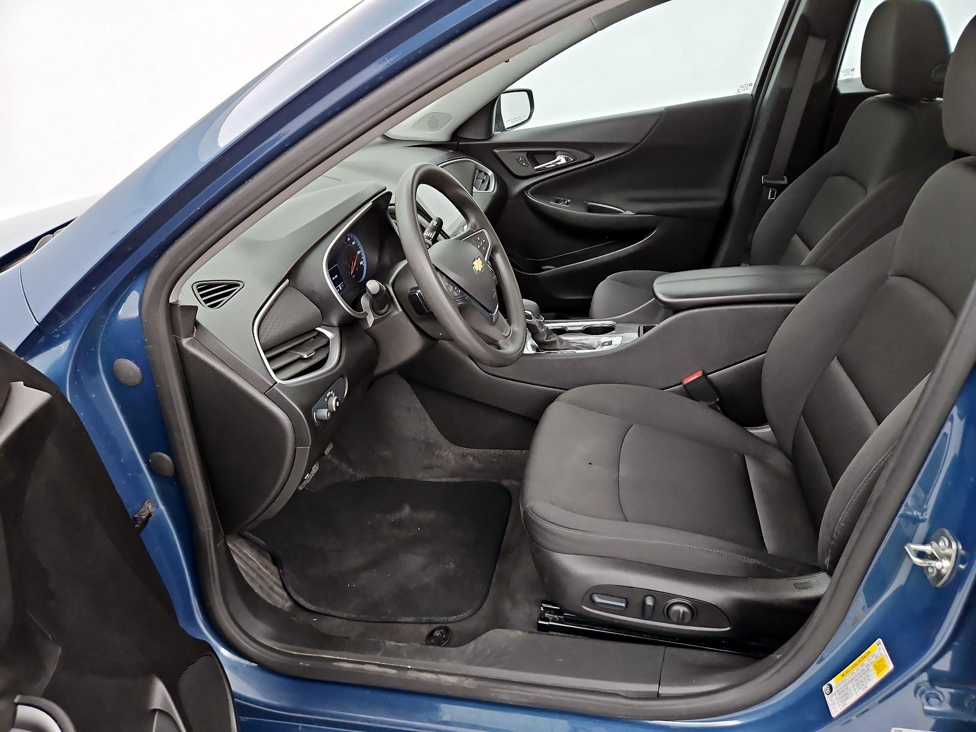 Thumbnail: 2024 Chevrolet Malibu - 11