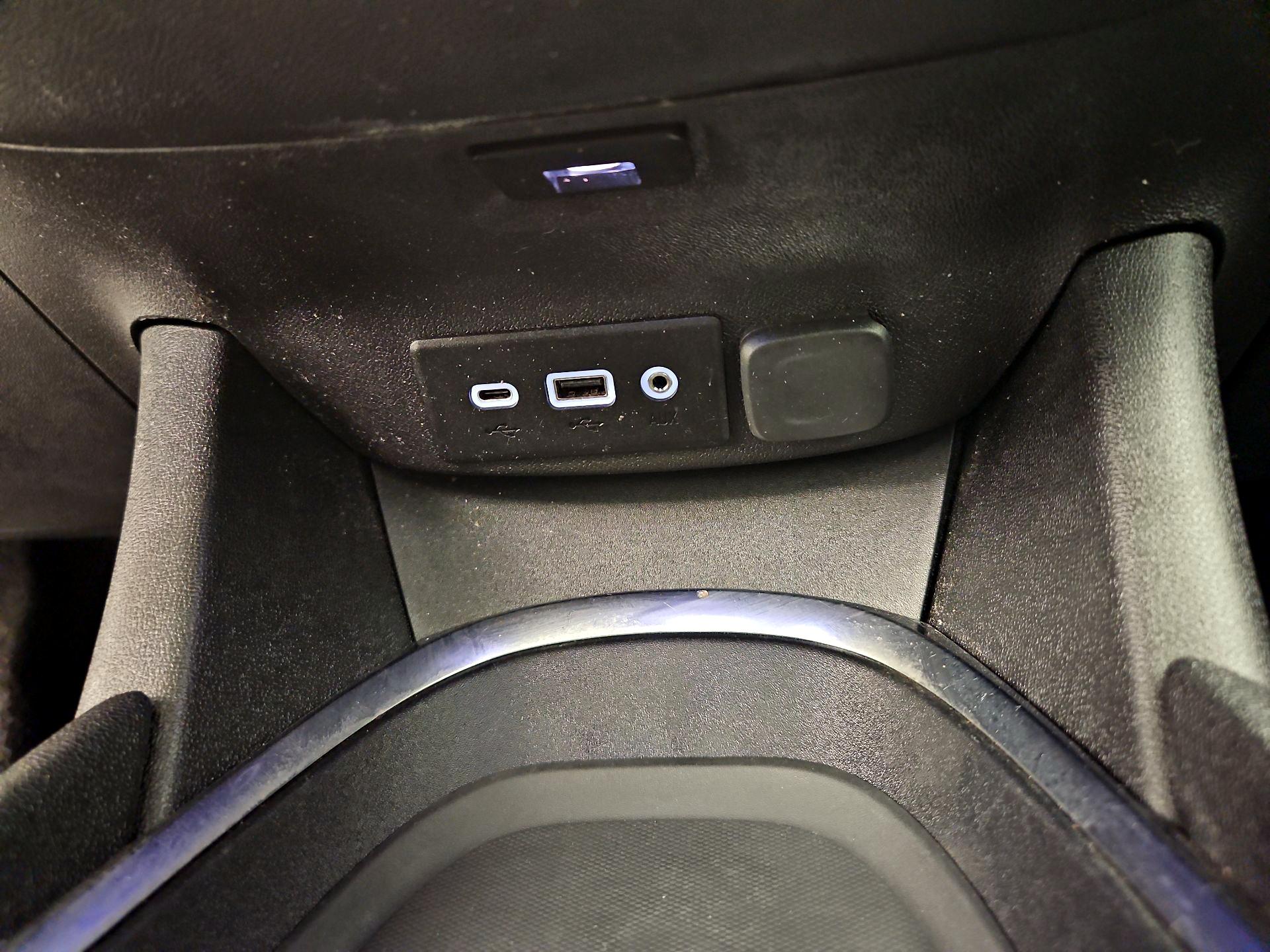 Thumbnail: 2024 Chevrolet Malibu - 18