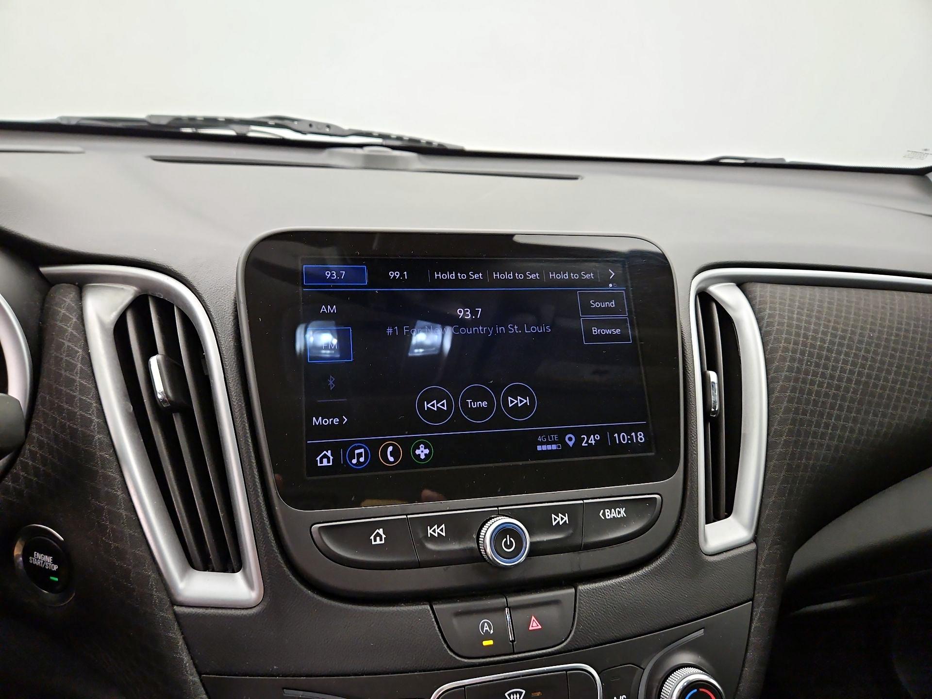 Thumbnail: 2023 Chevrolet Malibu - 15