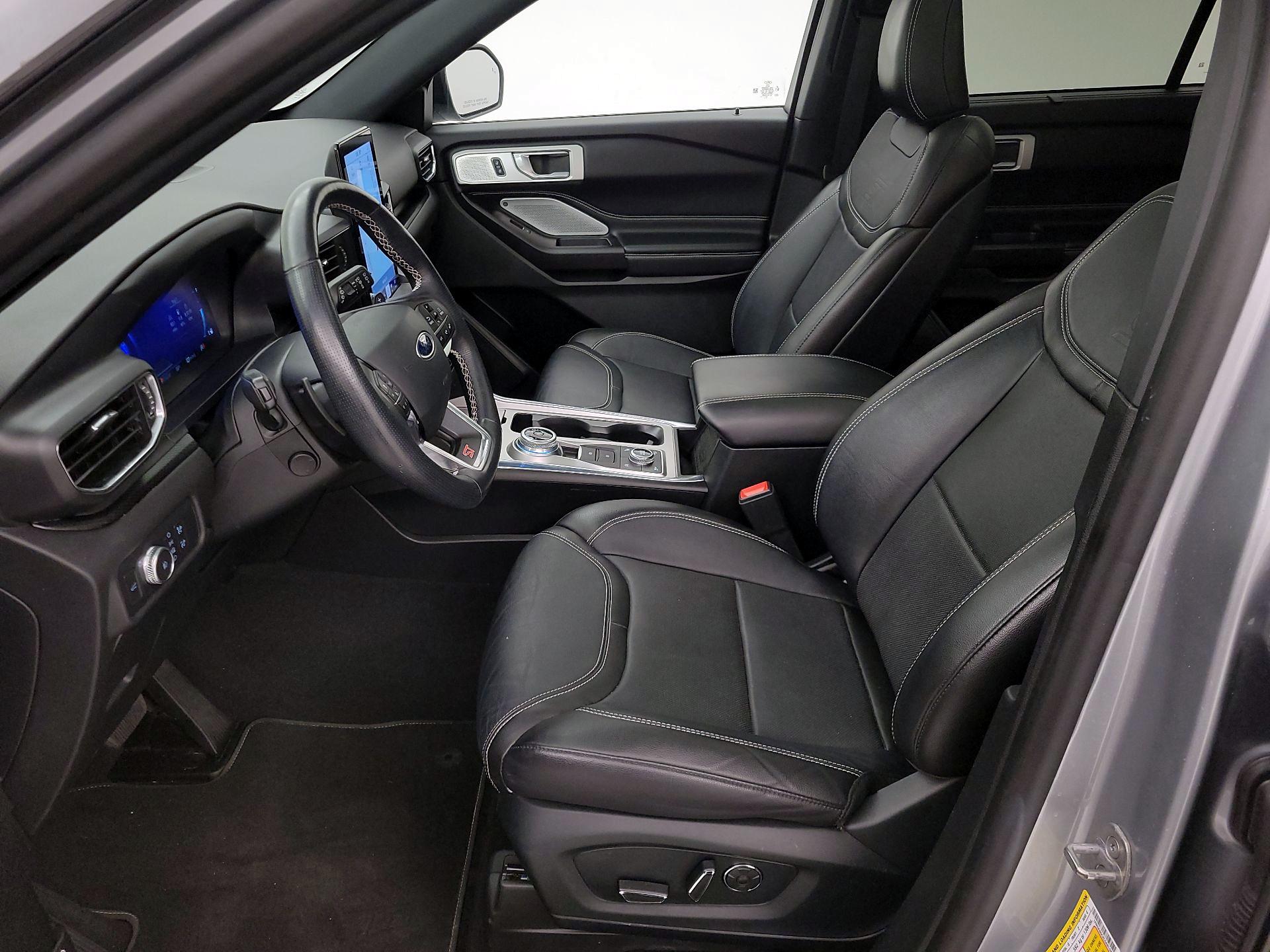 Thumbnail: 2020 Ford Explorer - 11