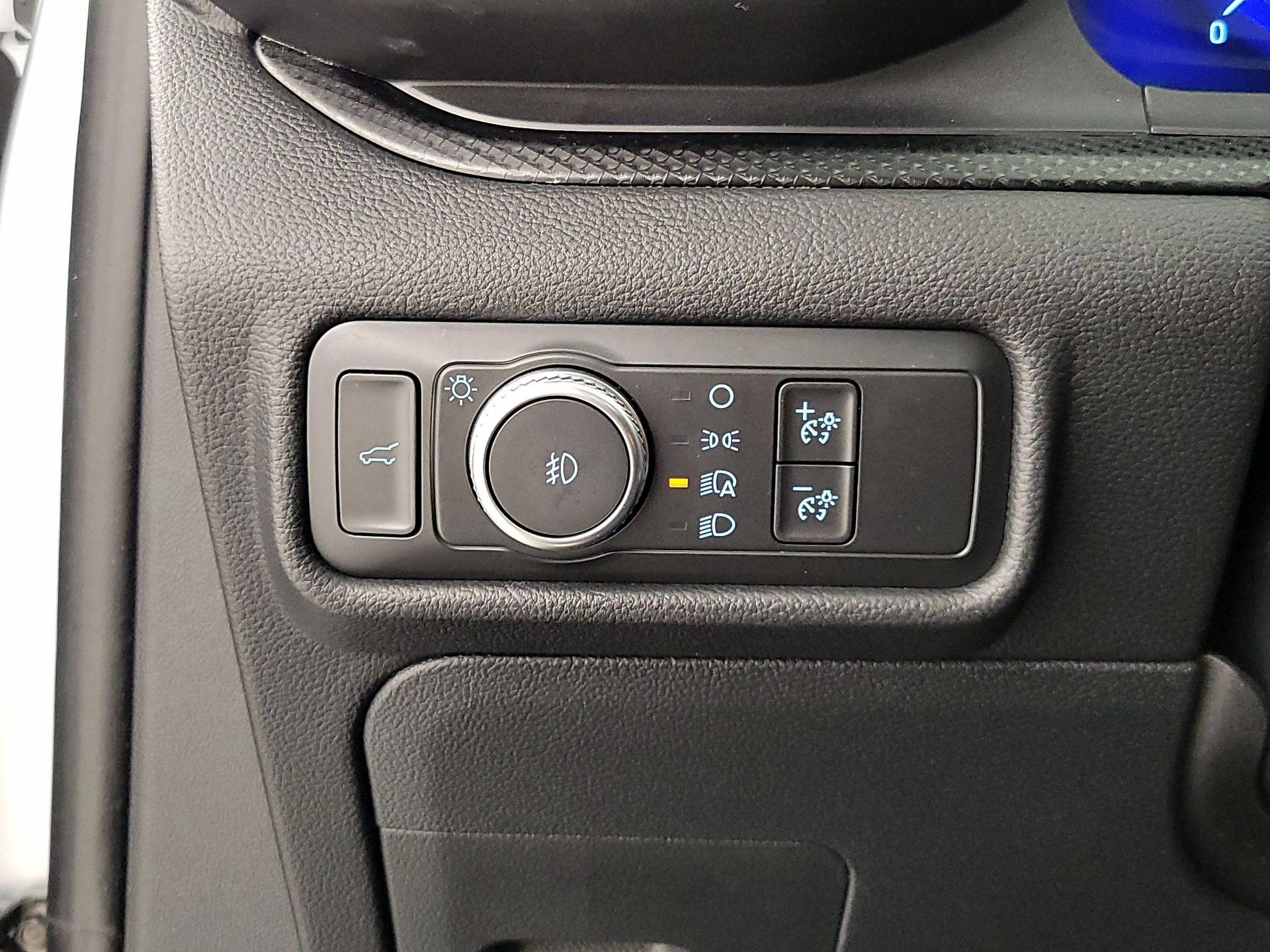 Thumbnail: 2020 Ford Explorer - 13