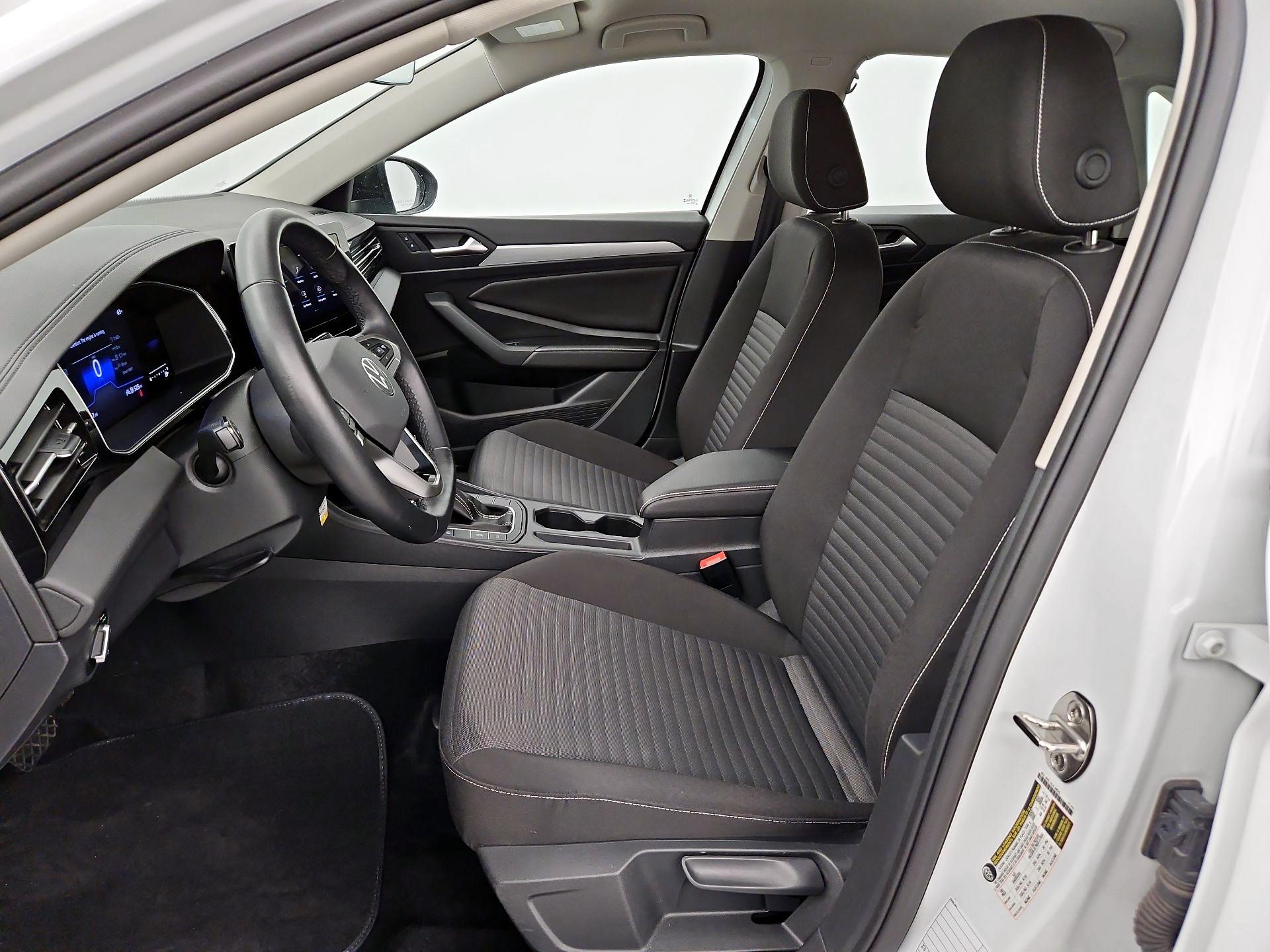 Thumbnail: 2025 Volkswagen Jetta - 11