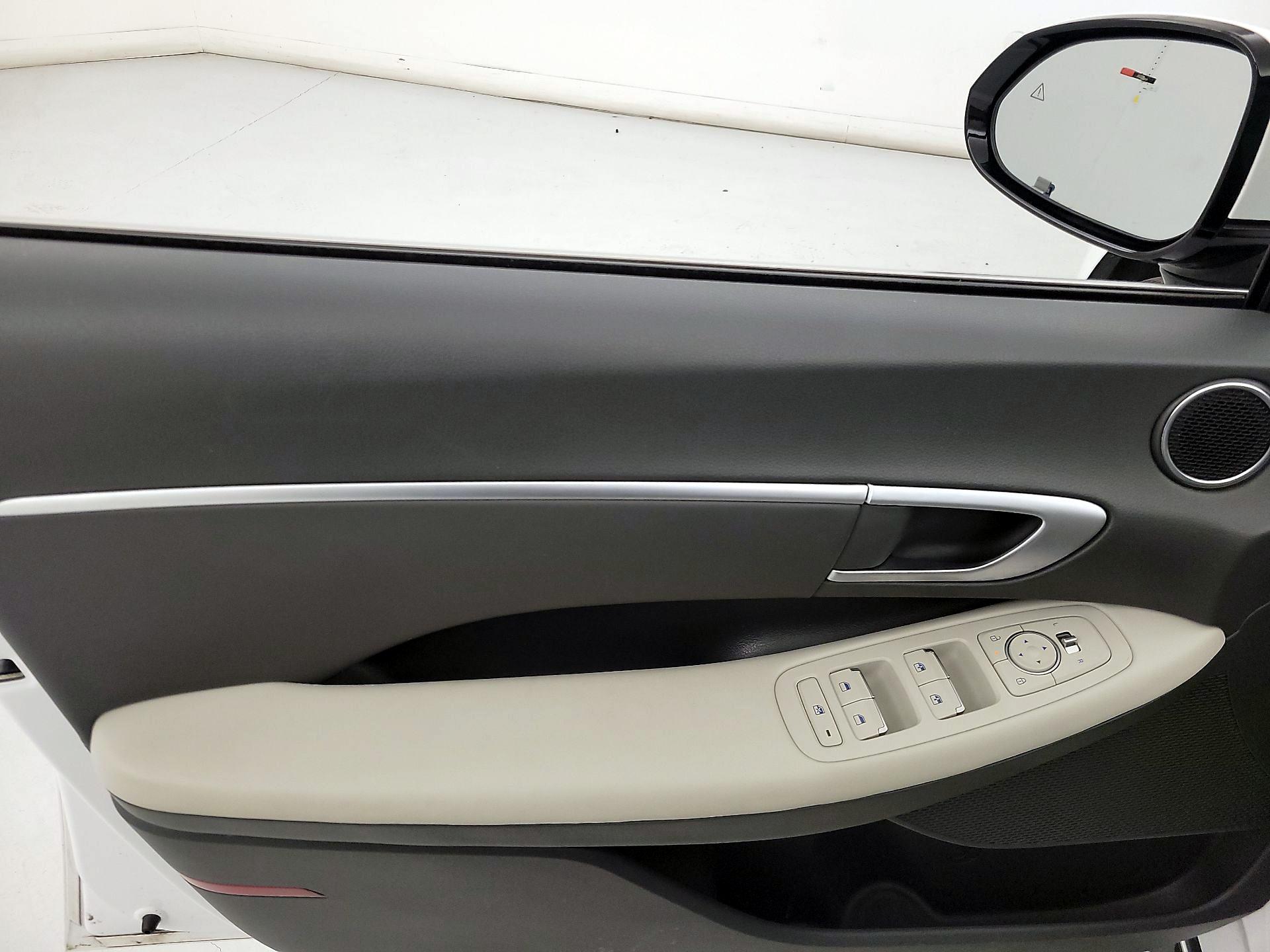 Thumbnail: 2025 Hyundai Sonata - 12