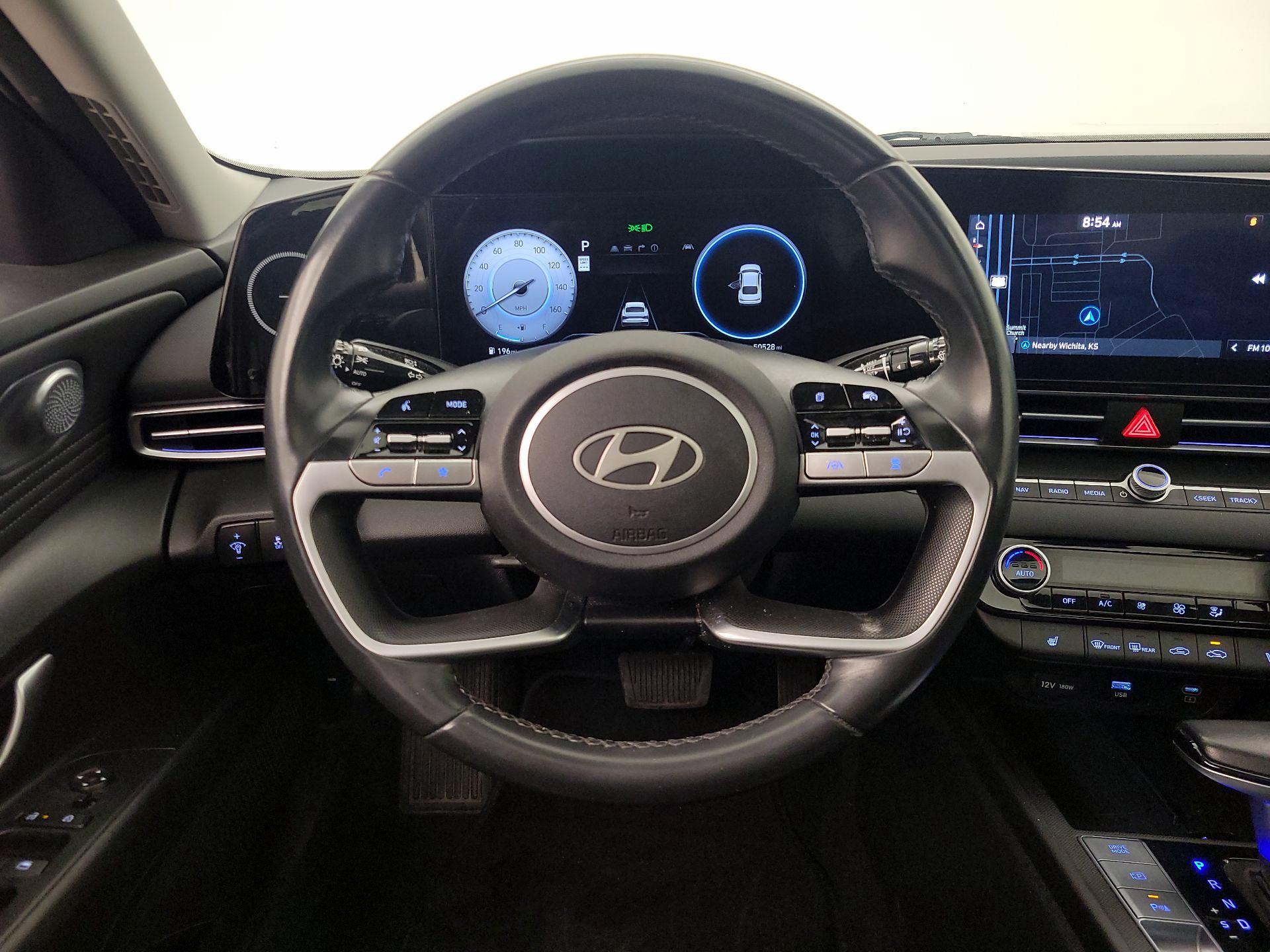 Thumbnail: 2024 Hyundai Elantra - 10