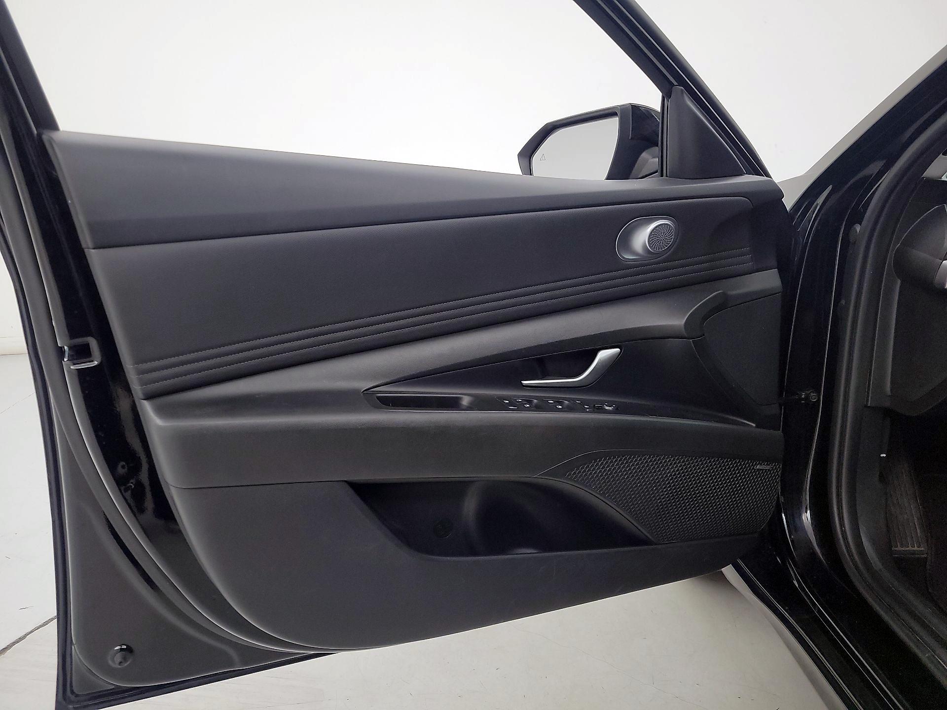 Thumbnail: 2024 Hyundai Elantra - 12