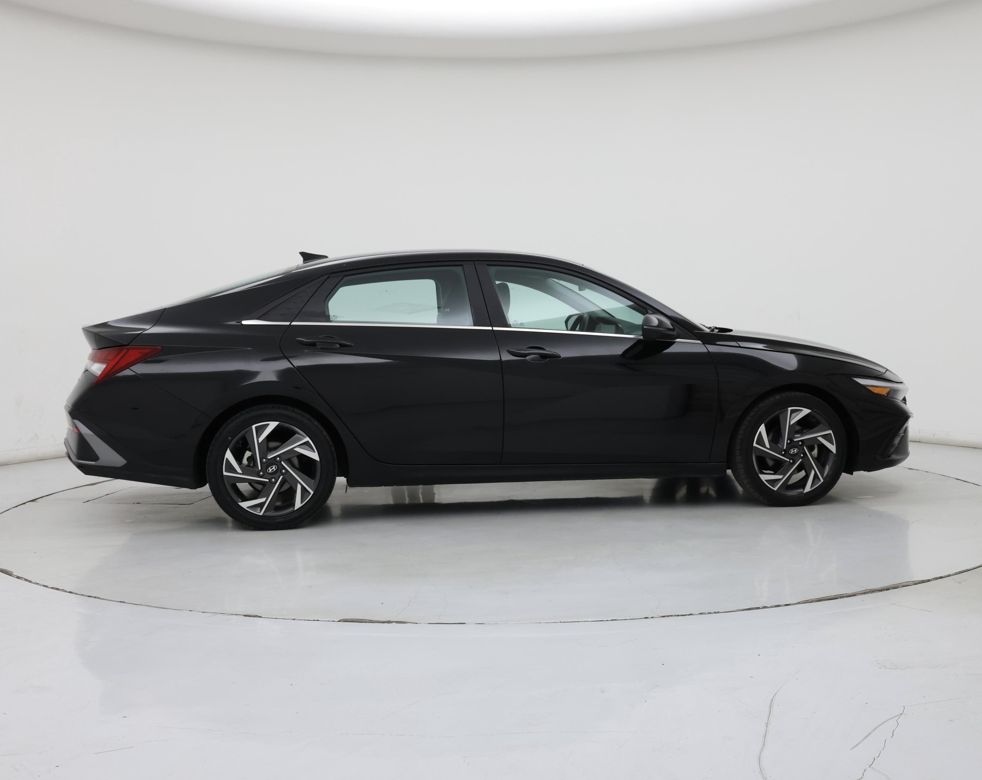 Thumbnail: 2024 Hyundai Elantra - 7