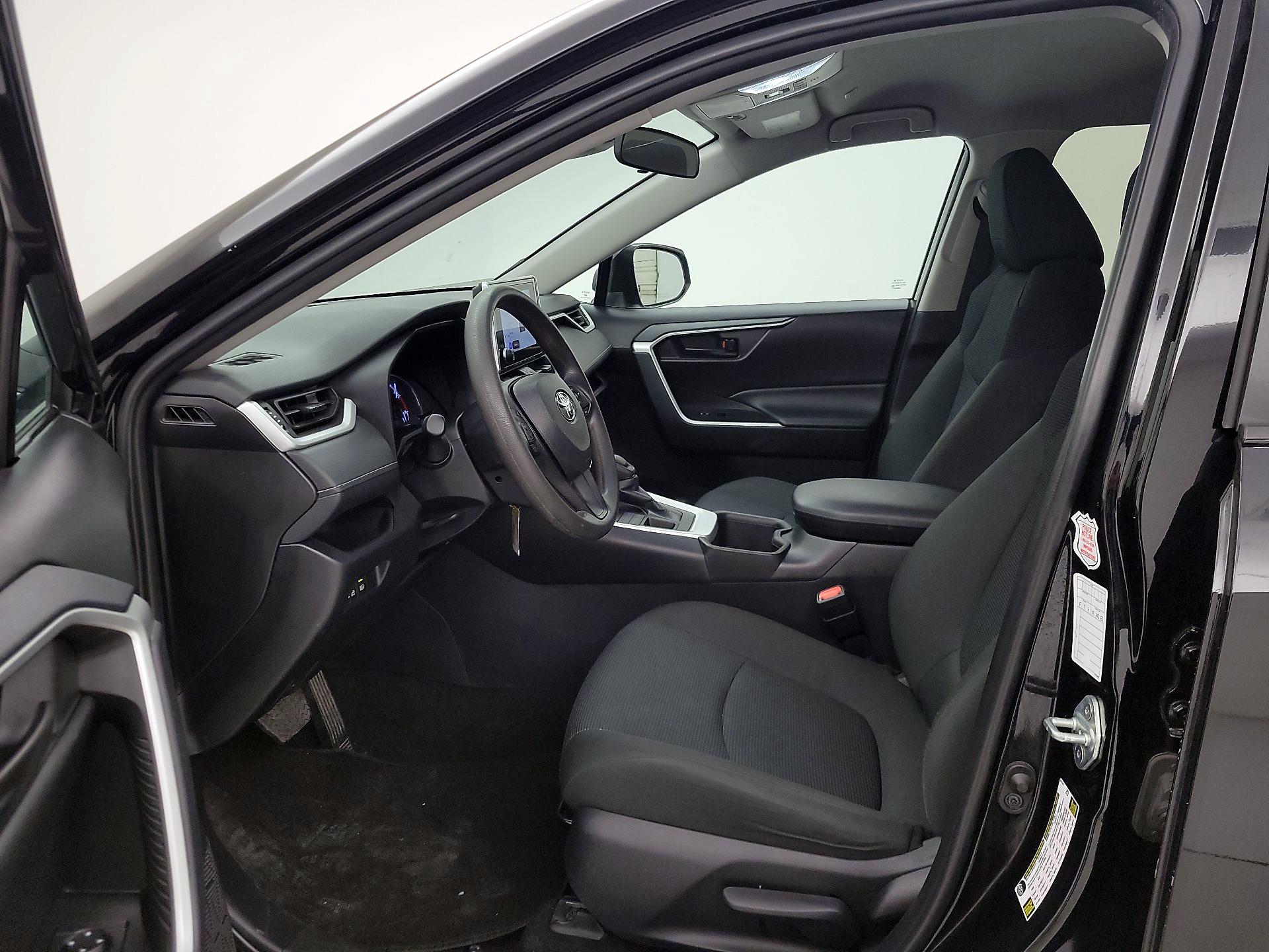 Thumbnail: 2024 Toyota RAV4 - 11