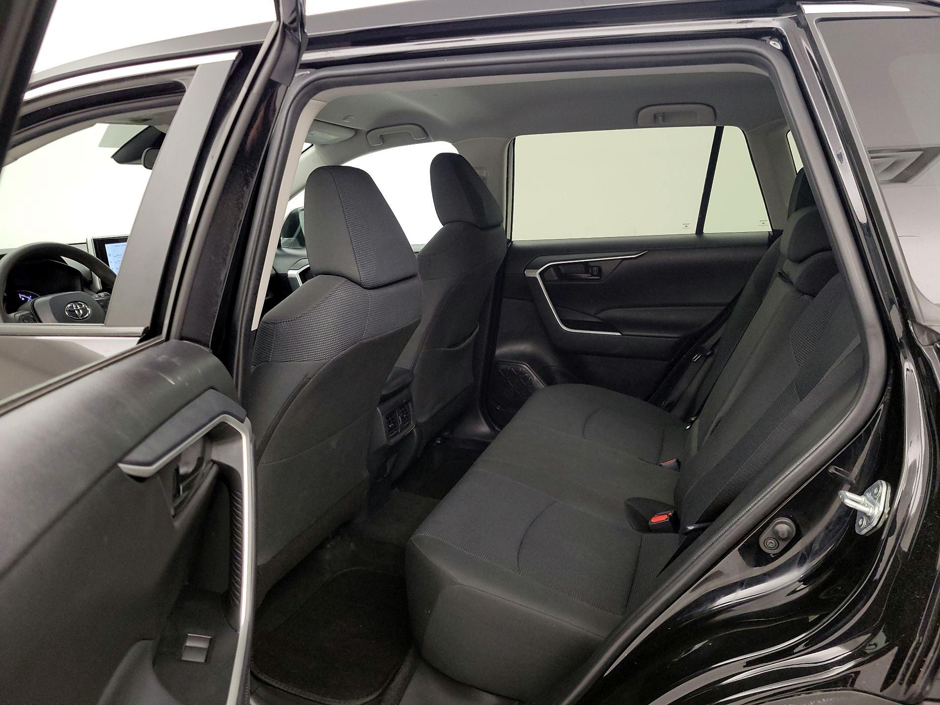 Thumbnail: 2024 Toyota RAV4 - 19