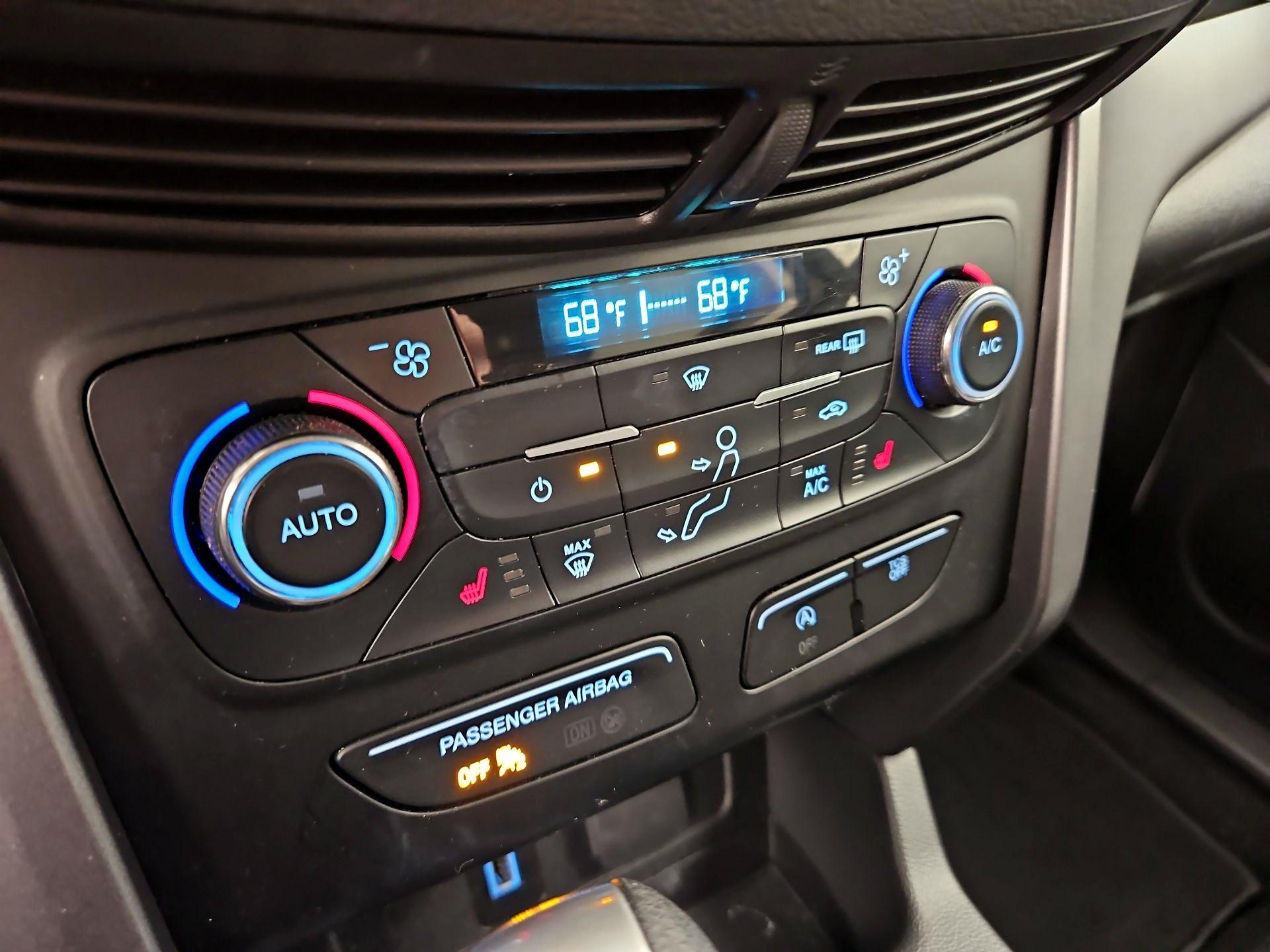 Thumbnail: 2017 Ford Escape - 16