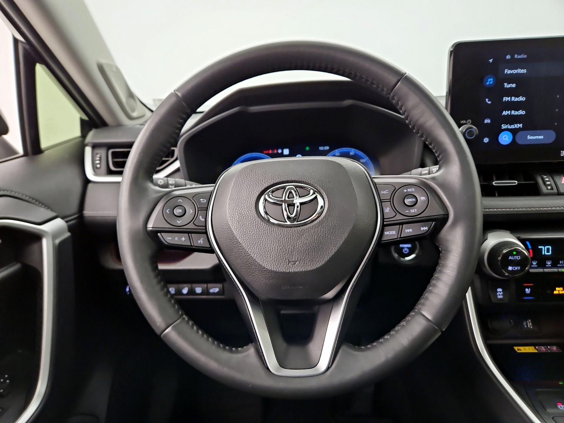 Thumbnail: 2024 Toyota RAV4 - 10