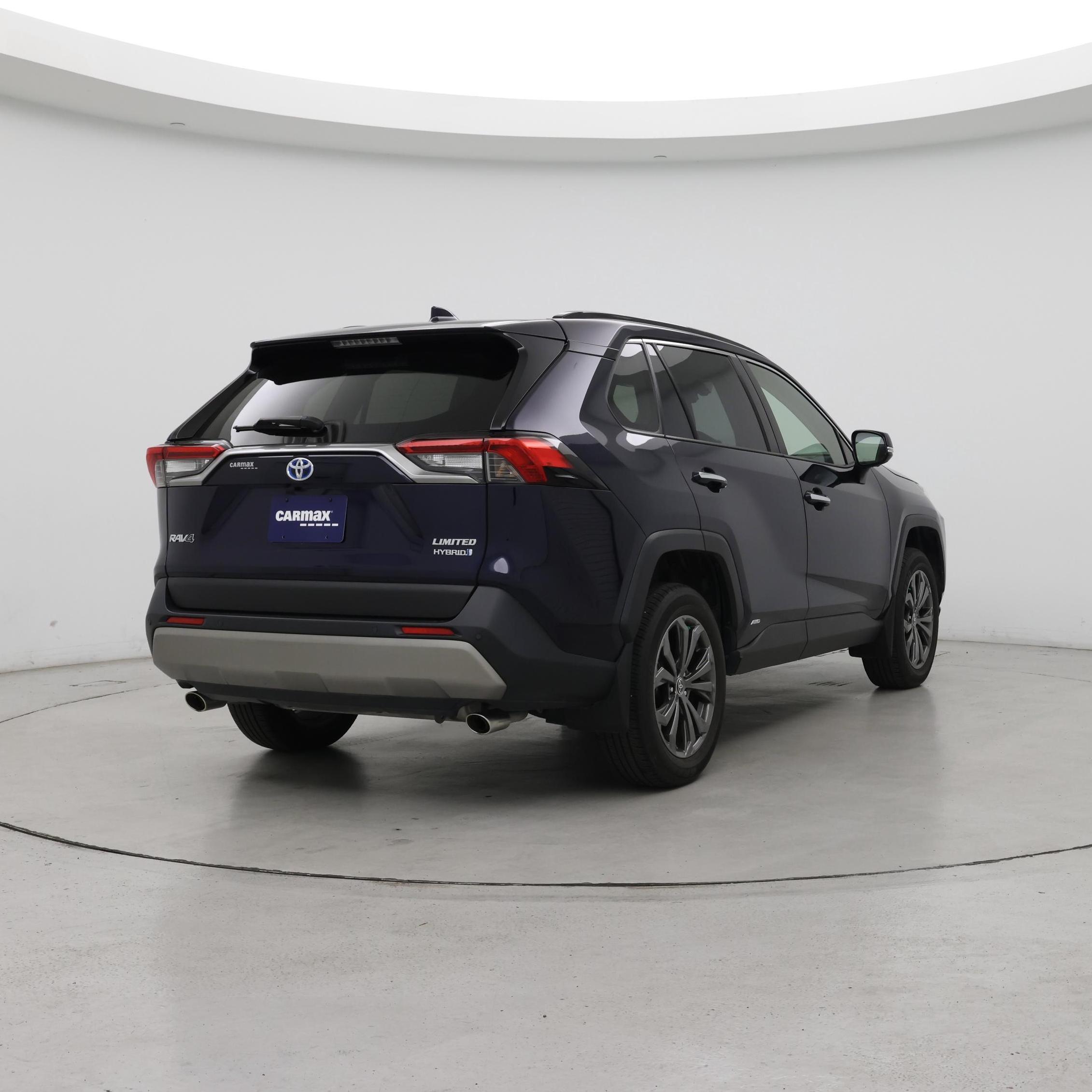 Thumbnail: 2024 Toyota RAV4 - 8