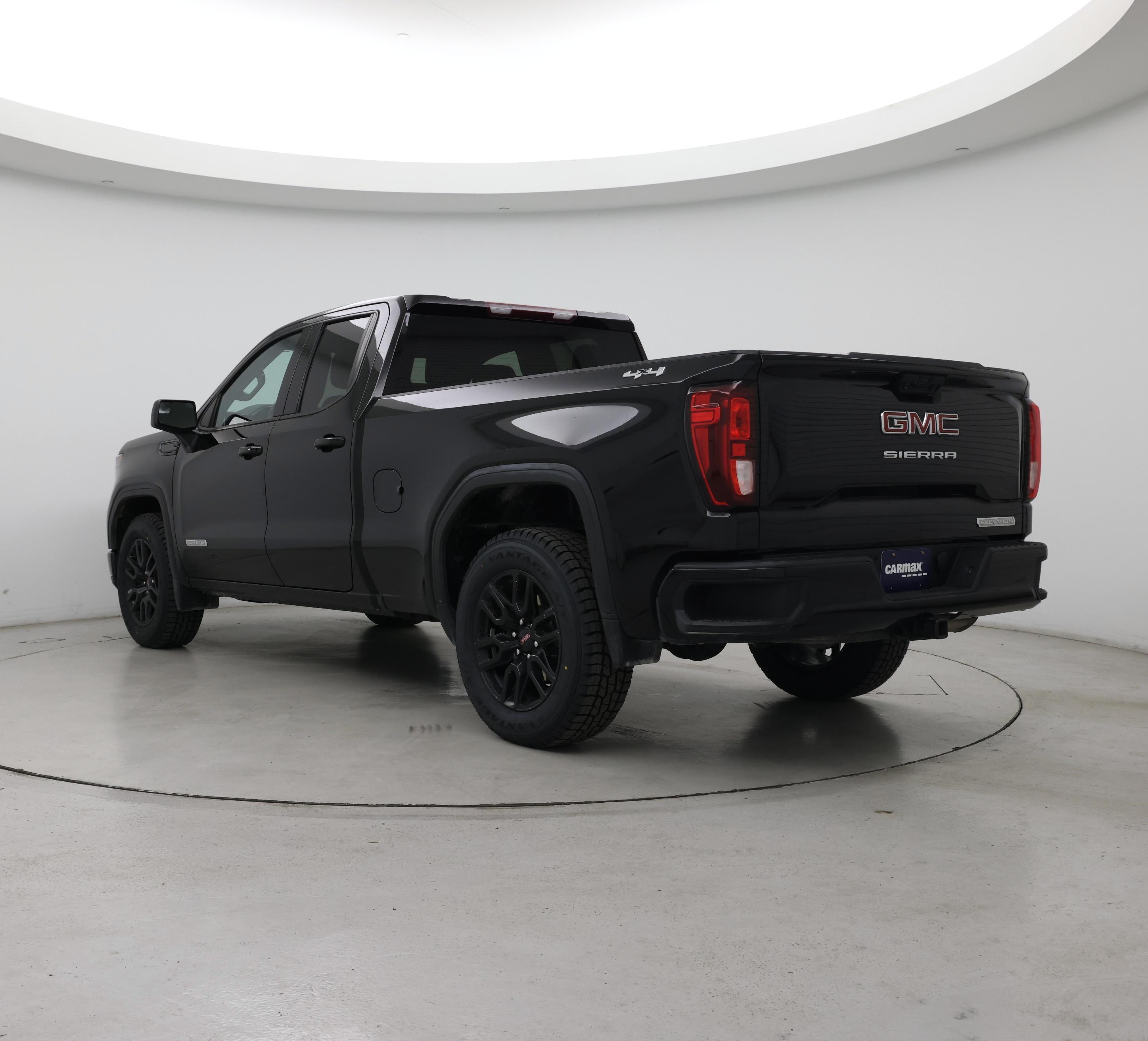 Thumbnail: 2023 GMC Sierra 1500 - 2