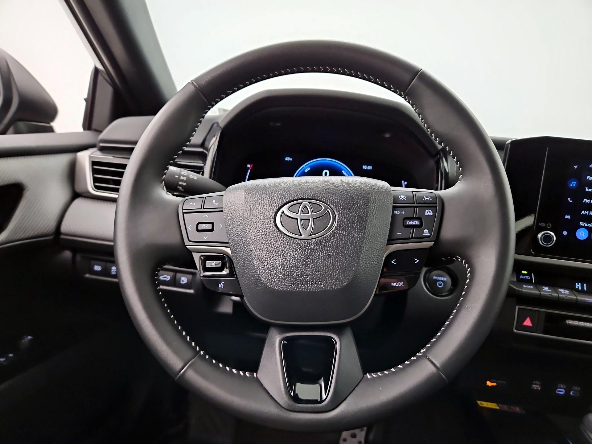 Thumbnail: 2025 Toyota Camry - 10