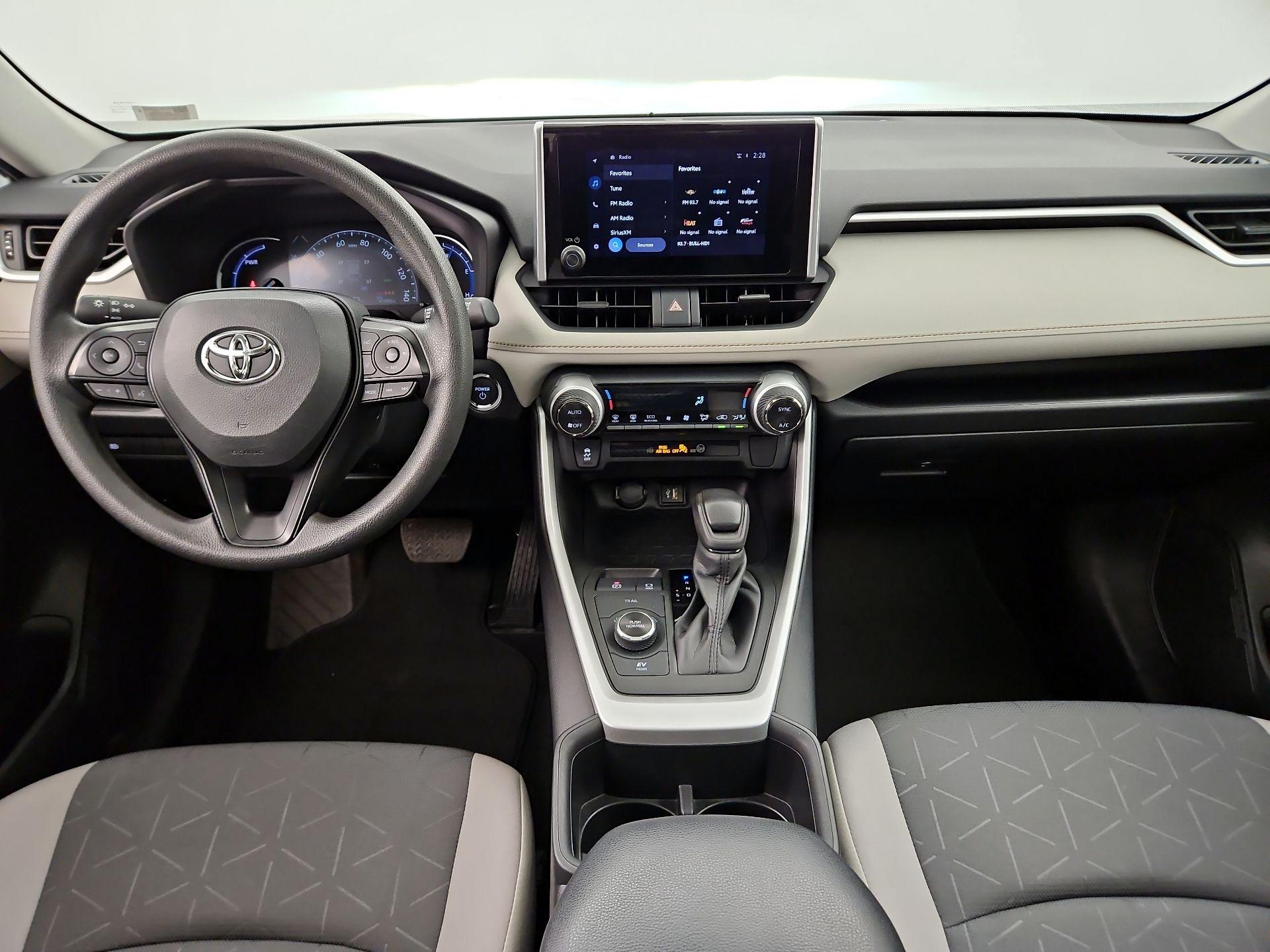 Thumbnail: 2024 Toyota RAV4 - 9