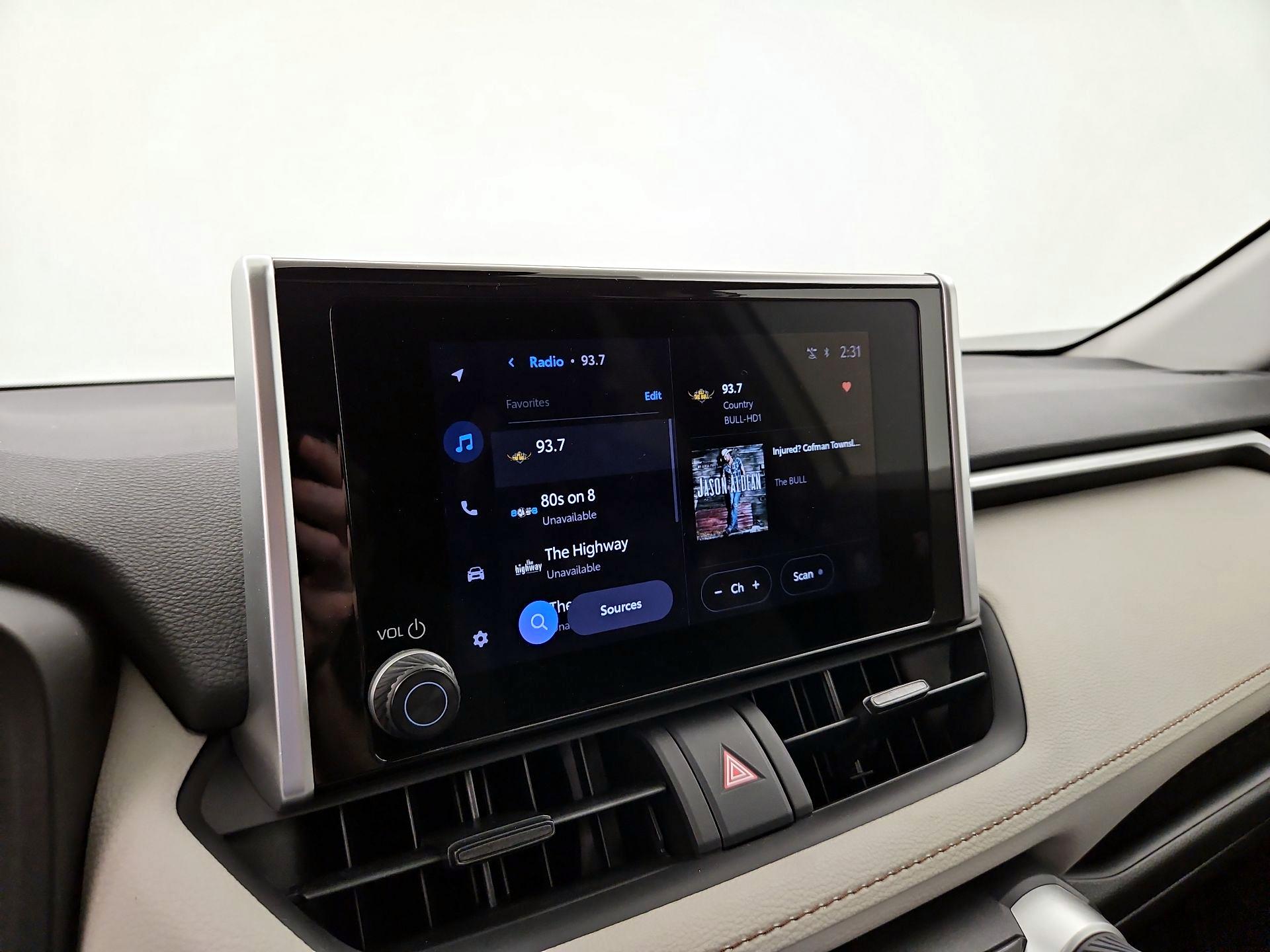 Thumbnail: 2024 Toyota RAV4 - 15