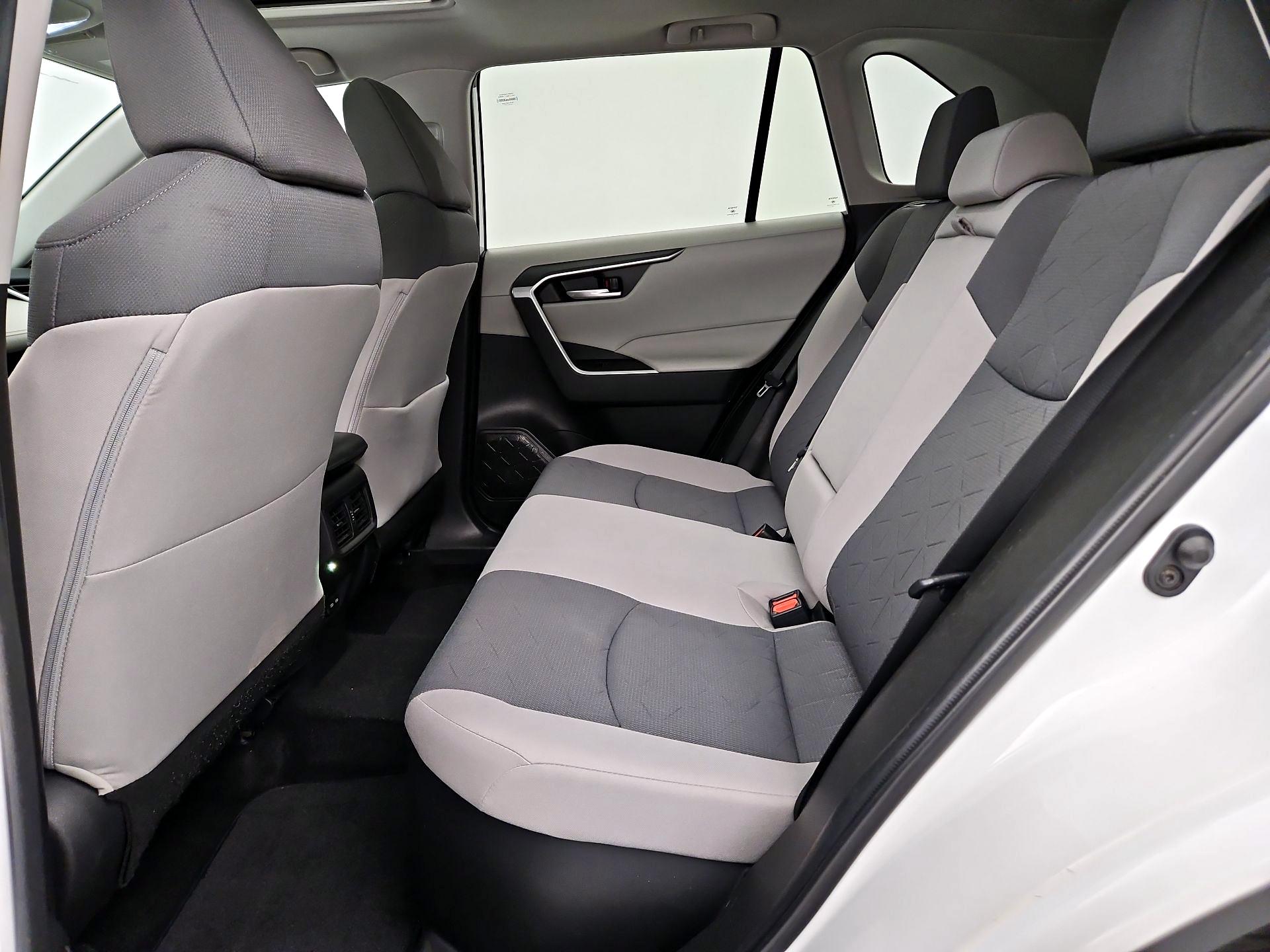 Thumbnail: 2024 Toyota RAV4 - 20