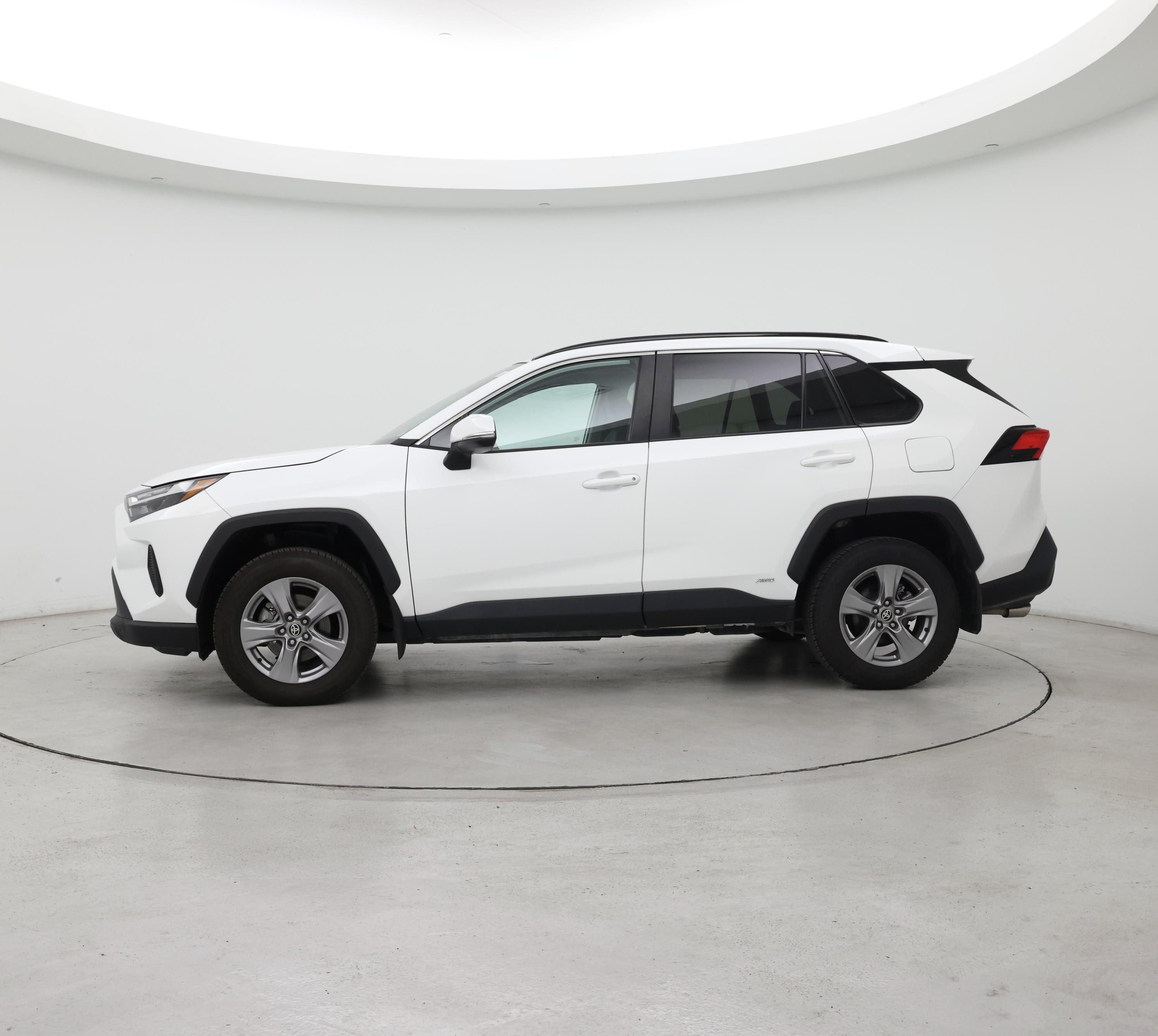 Thumbnail: 2024 Toyota RAV4 - 3