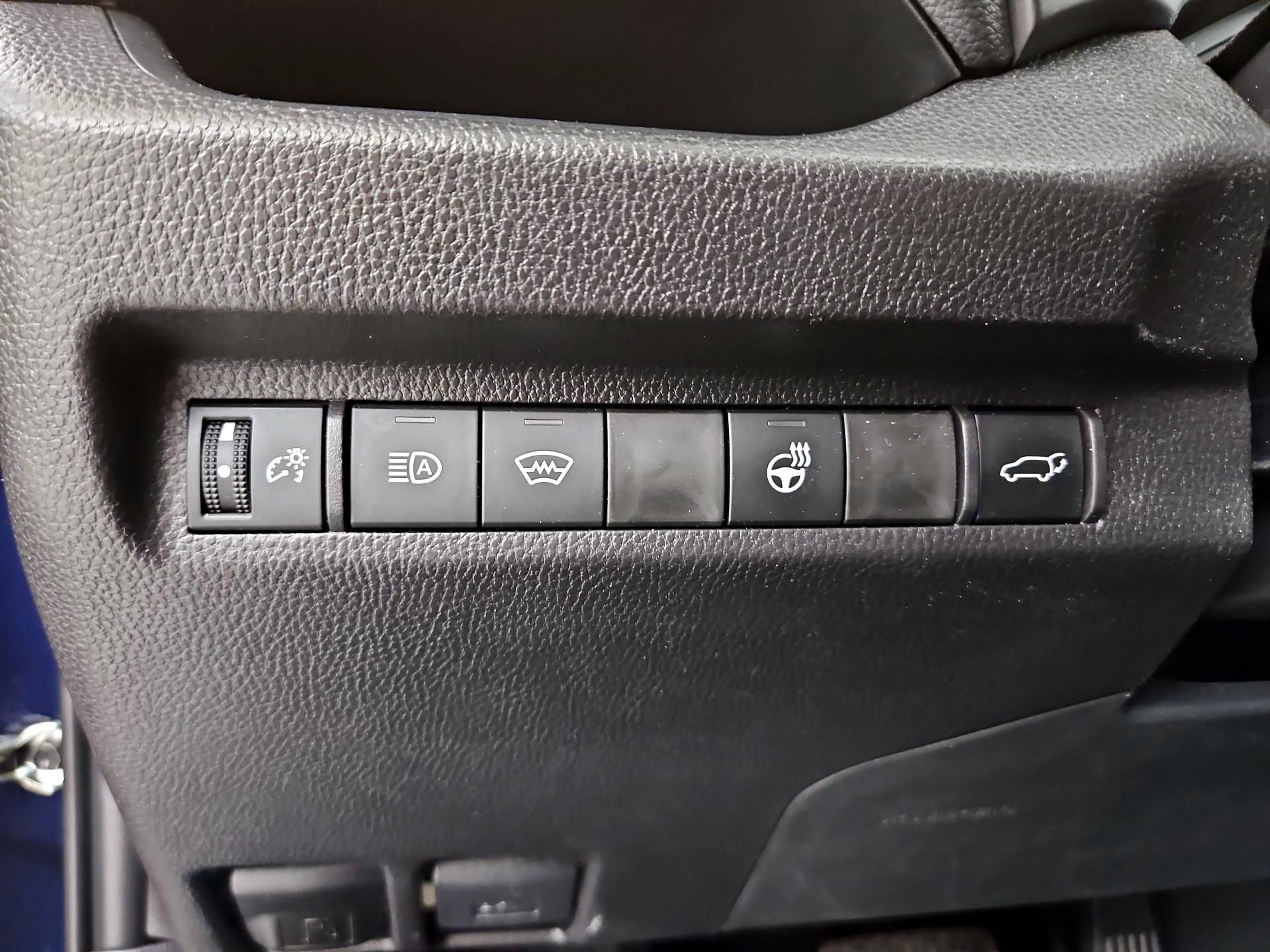 Thumbnail: 2025 Toyota RAV4 - 13