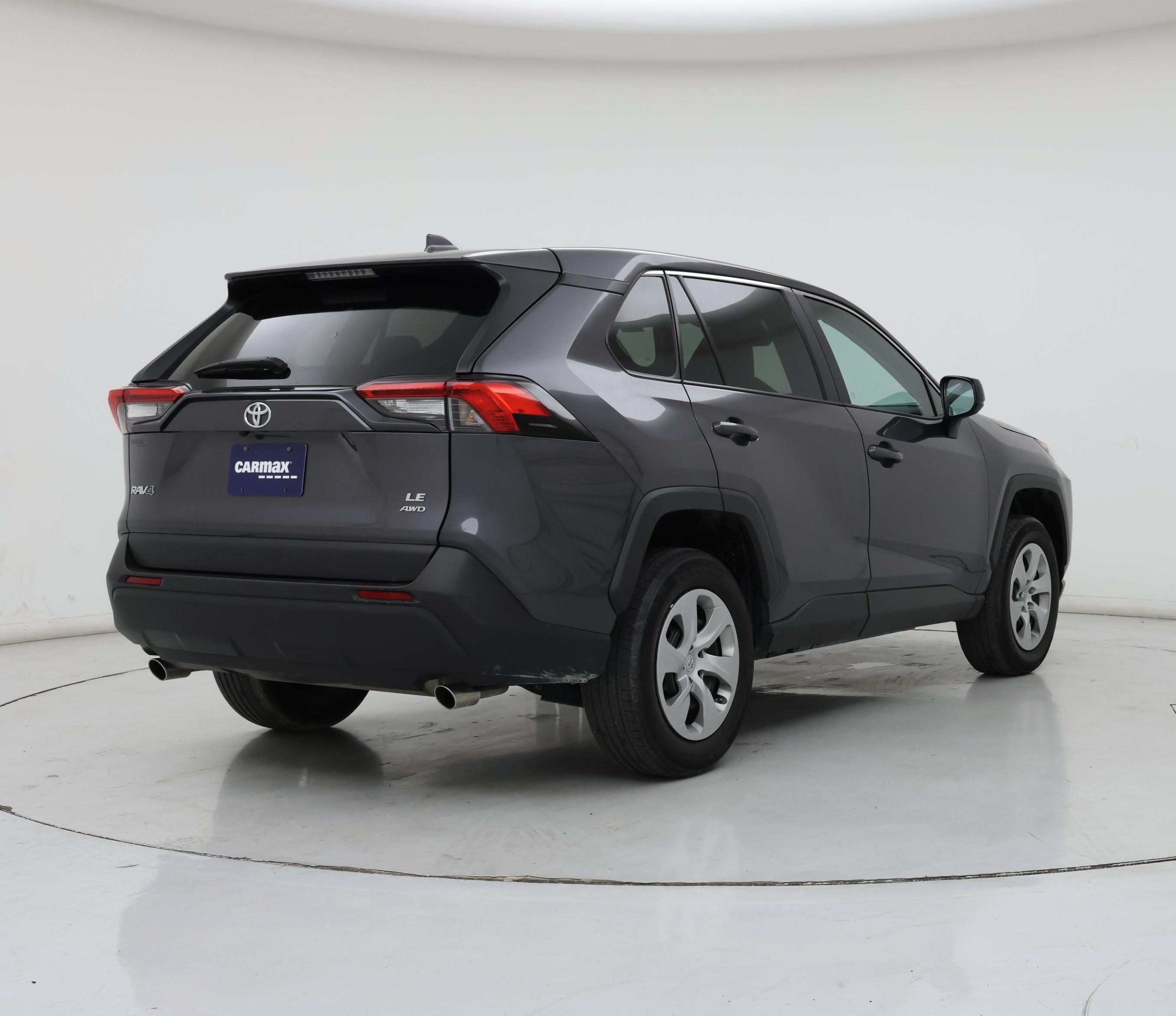 Thumbnail: 2022 Toyota RAV4 - 8