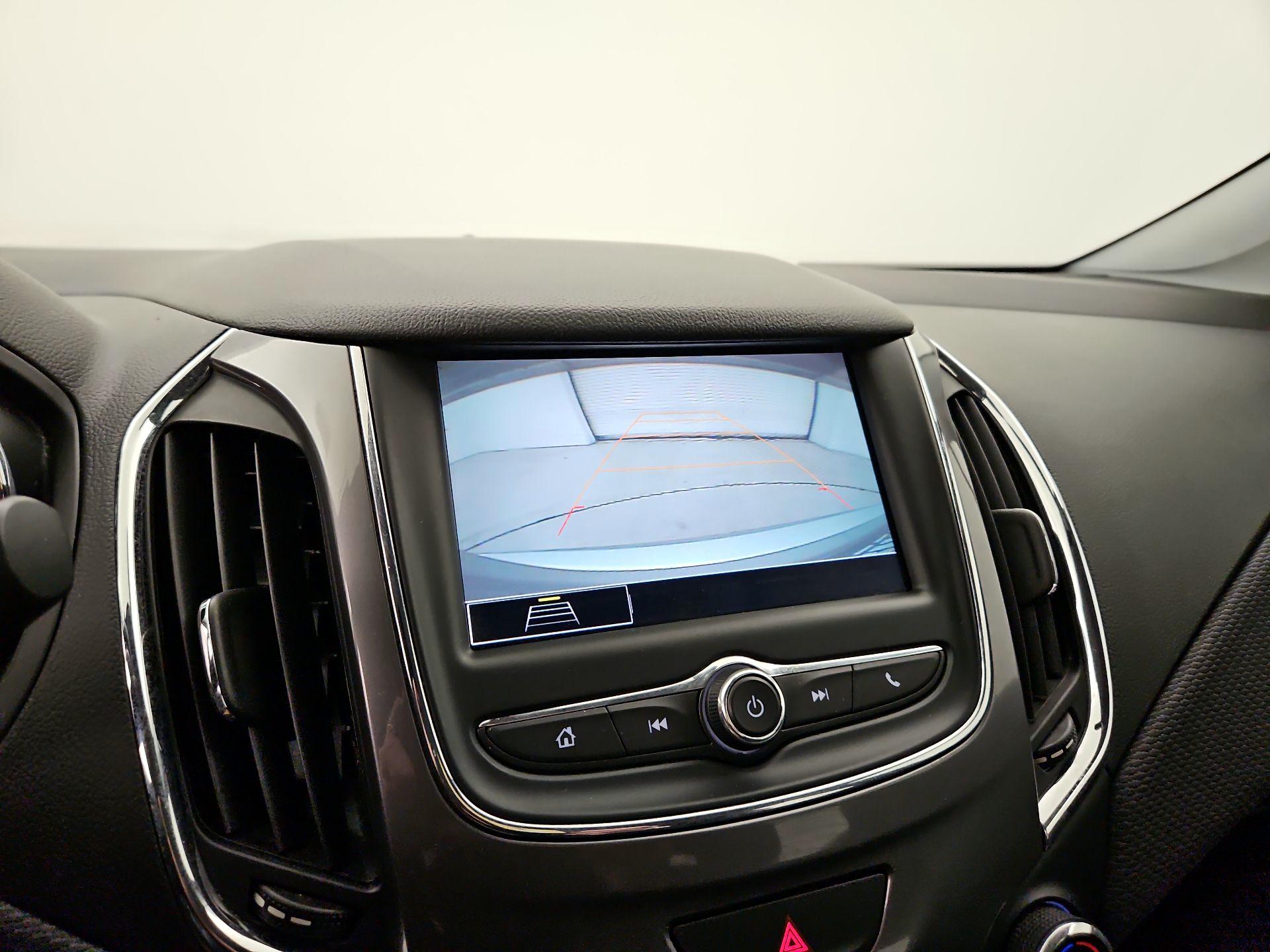 Thumbnail: 2019 Chevrolet Cruze - 14