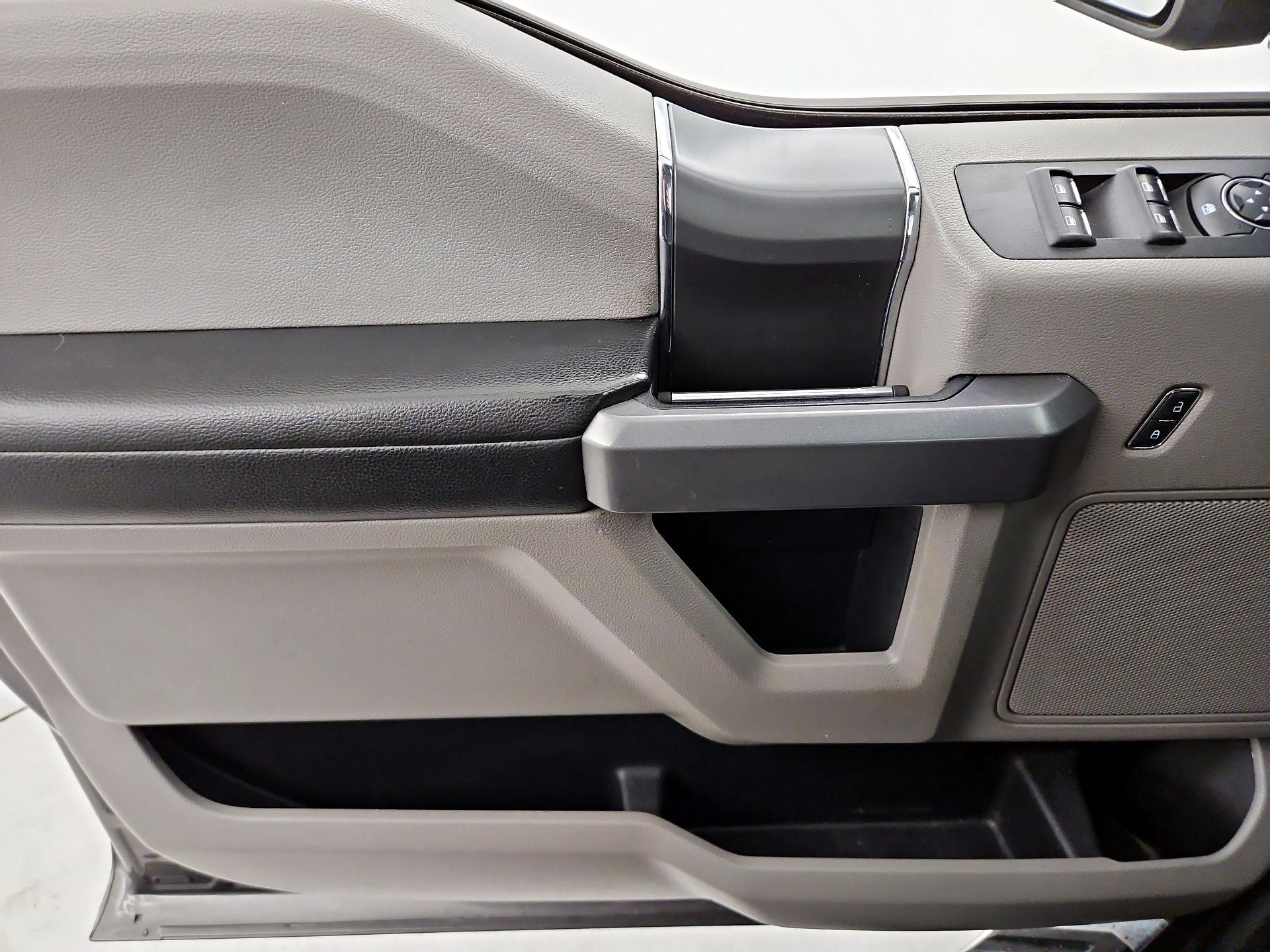 Thumbnail: 2016 Ford F-150 - 12