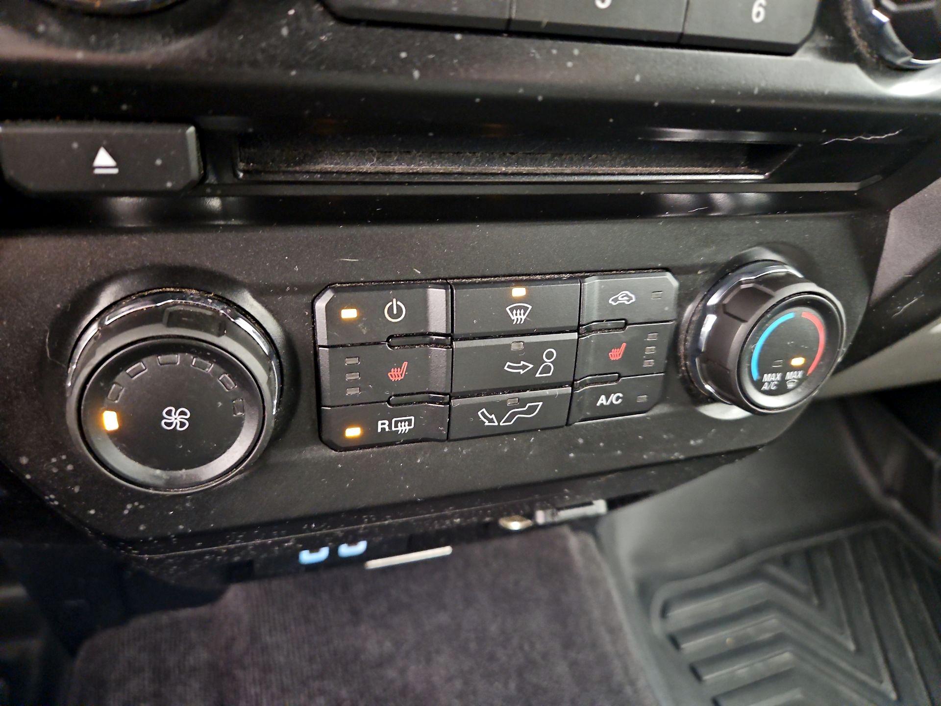 Thumbnail: 2016 Ford F-150 - 16