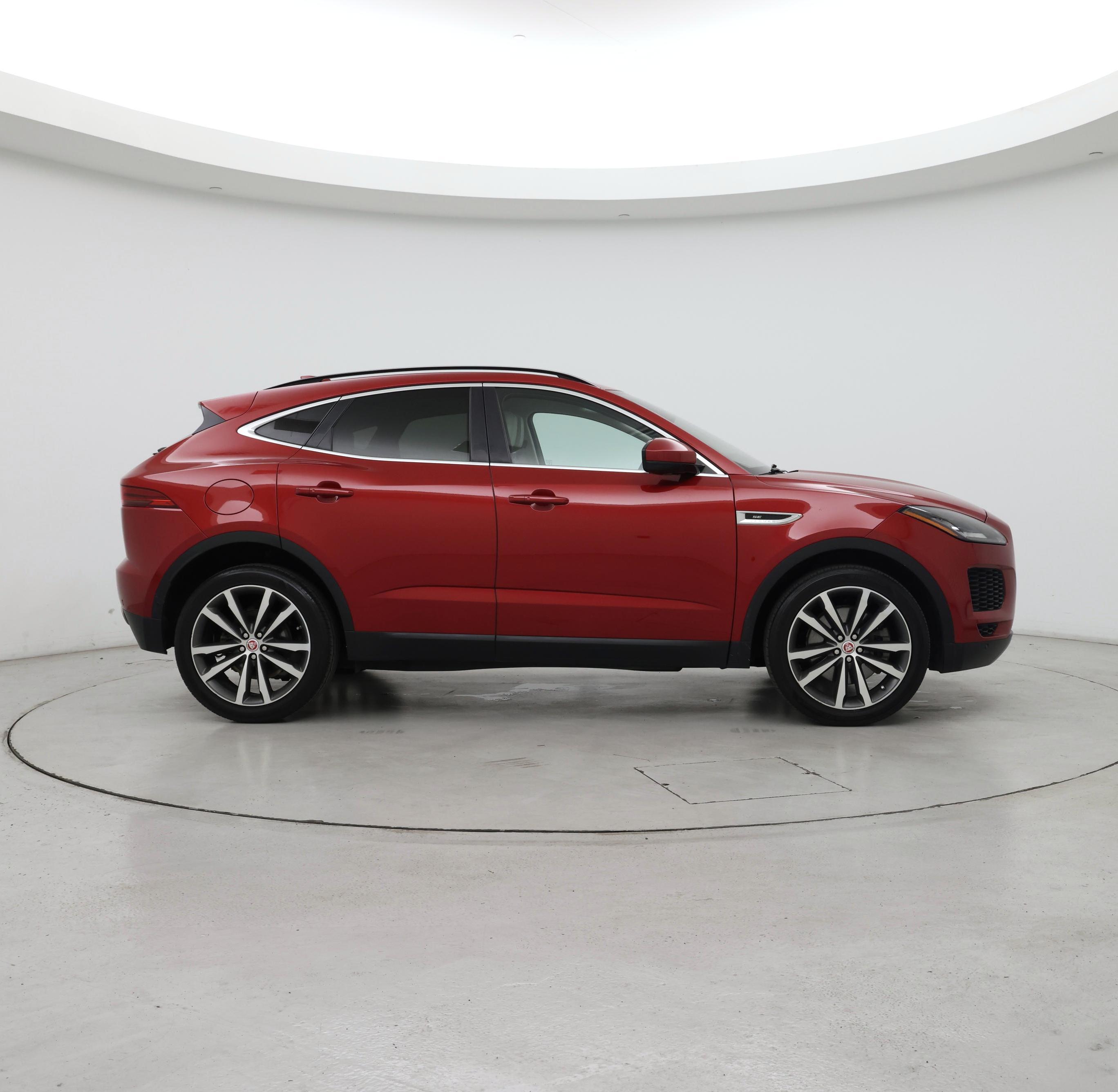 Thumbnail: 2019 Jaguar E-Pace - 7