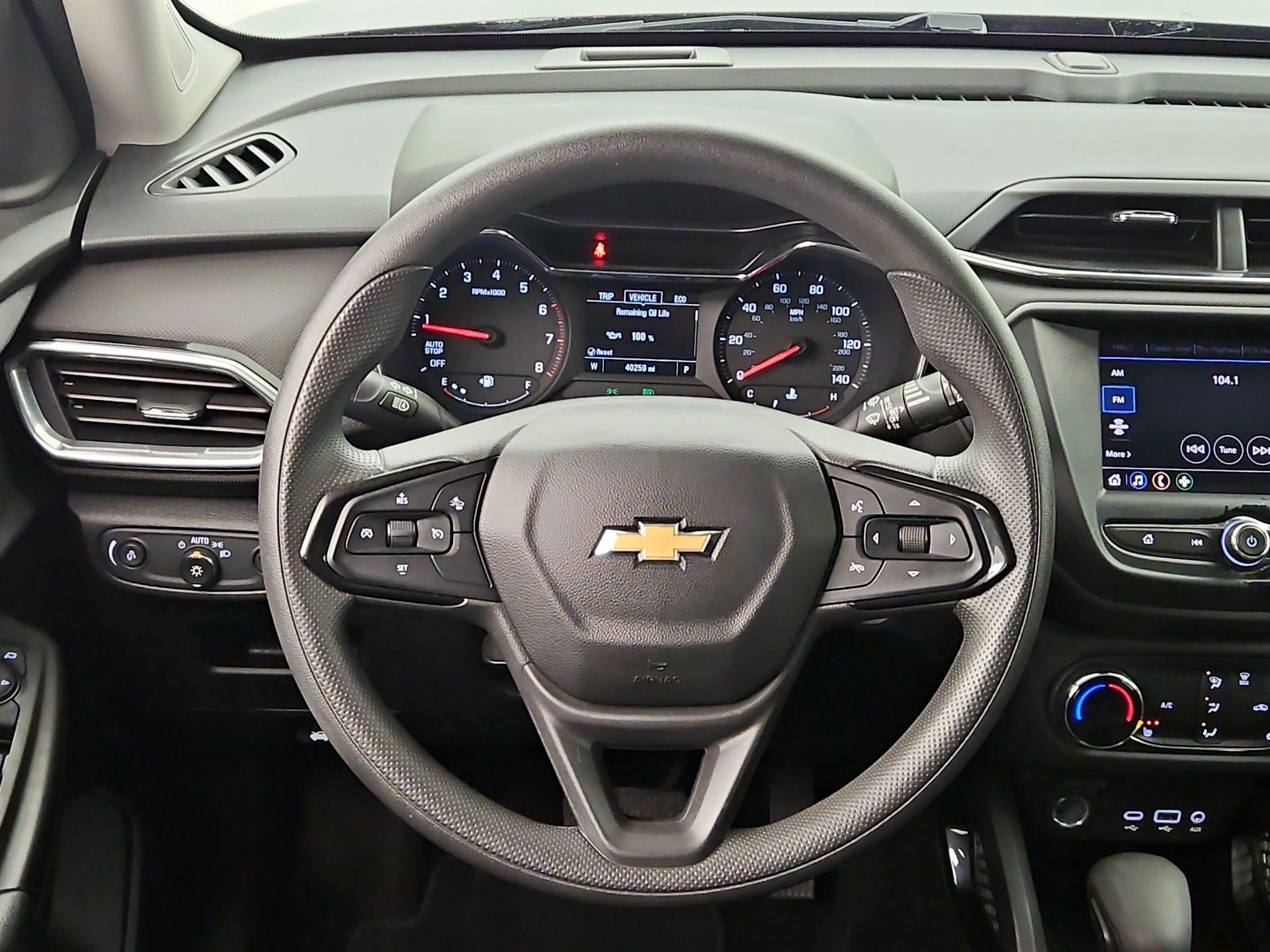 Thumbnail: 2022 Chevrolet TrailBlazer - 10