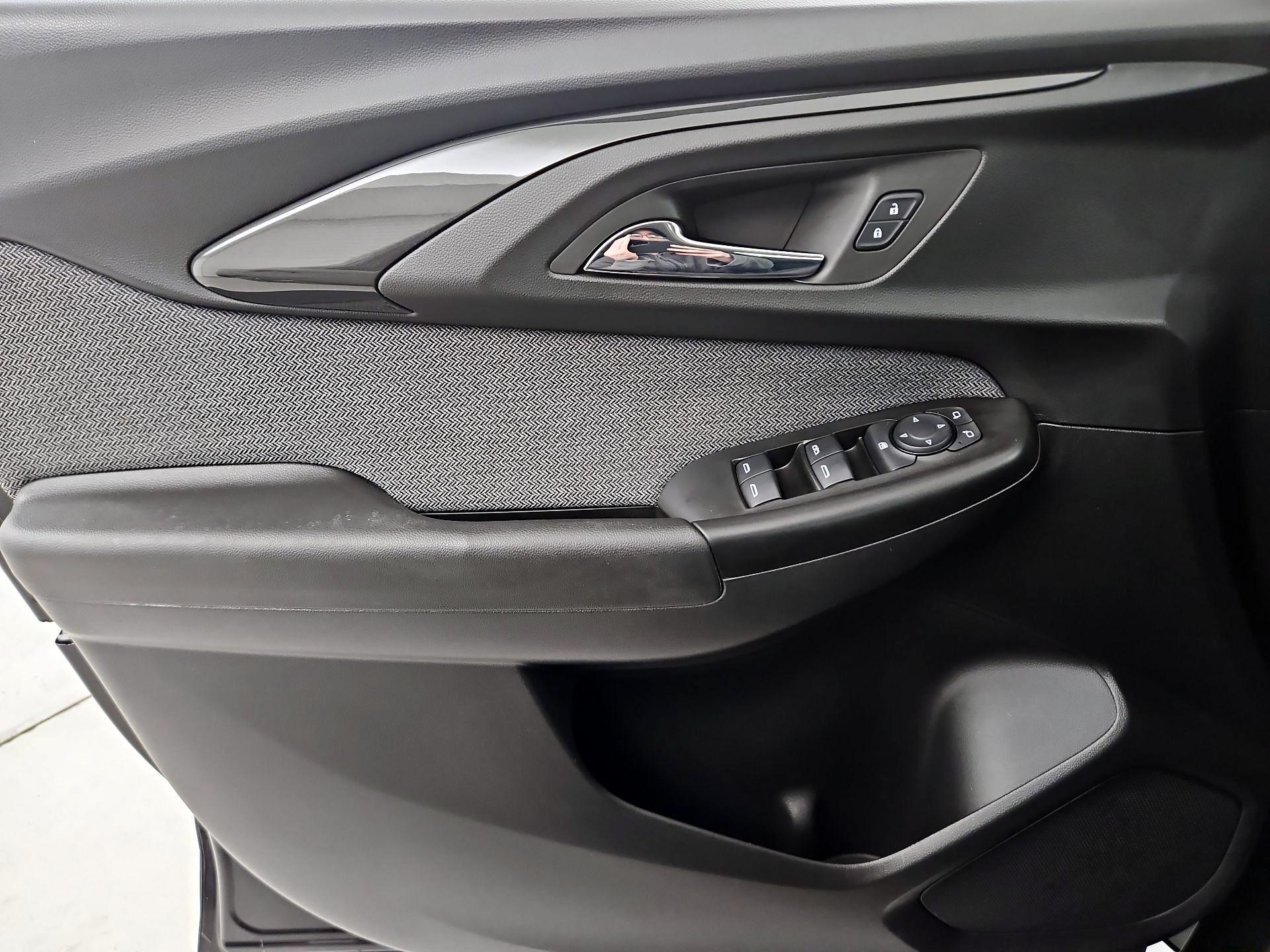 Thumbnail: 2022 Chevrolet TrailBlazer - 12