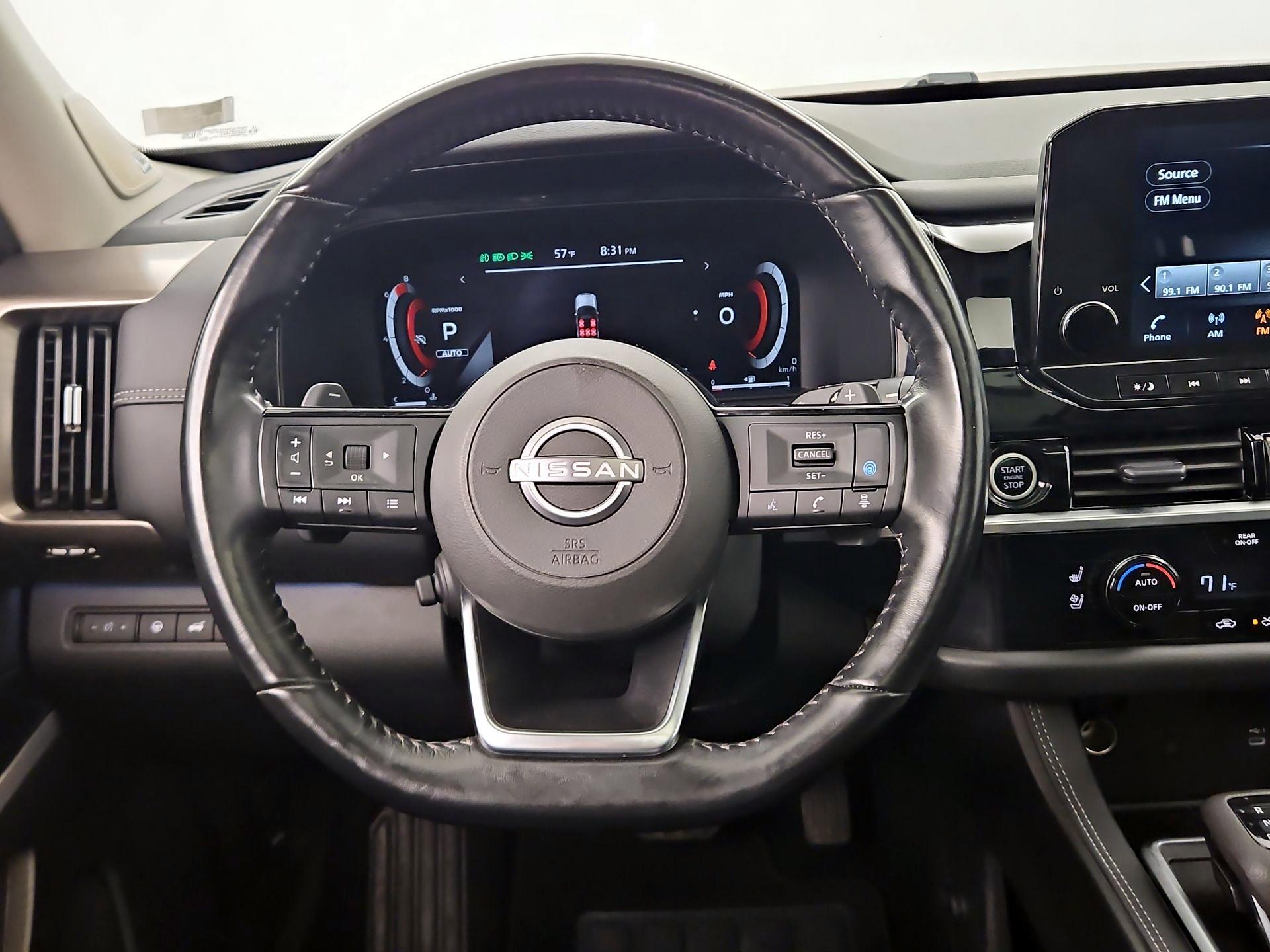 Thumbnail: 2023 Nissan Pathfinder - 10