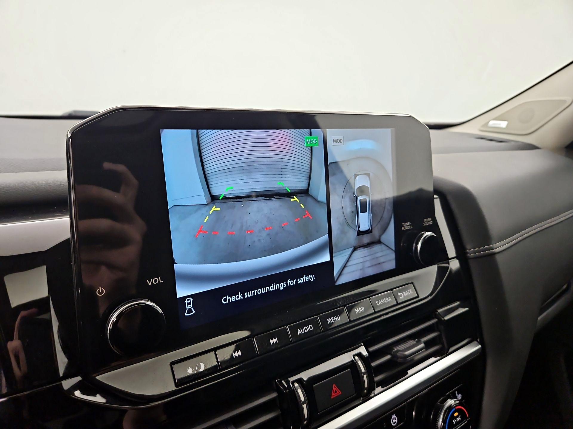 Thumbnail: 2023 Nissan Pathfinder - 14