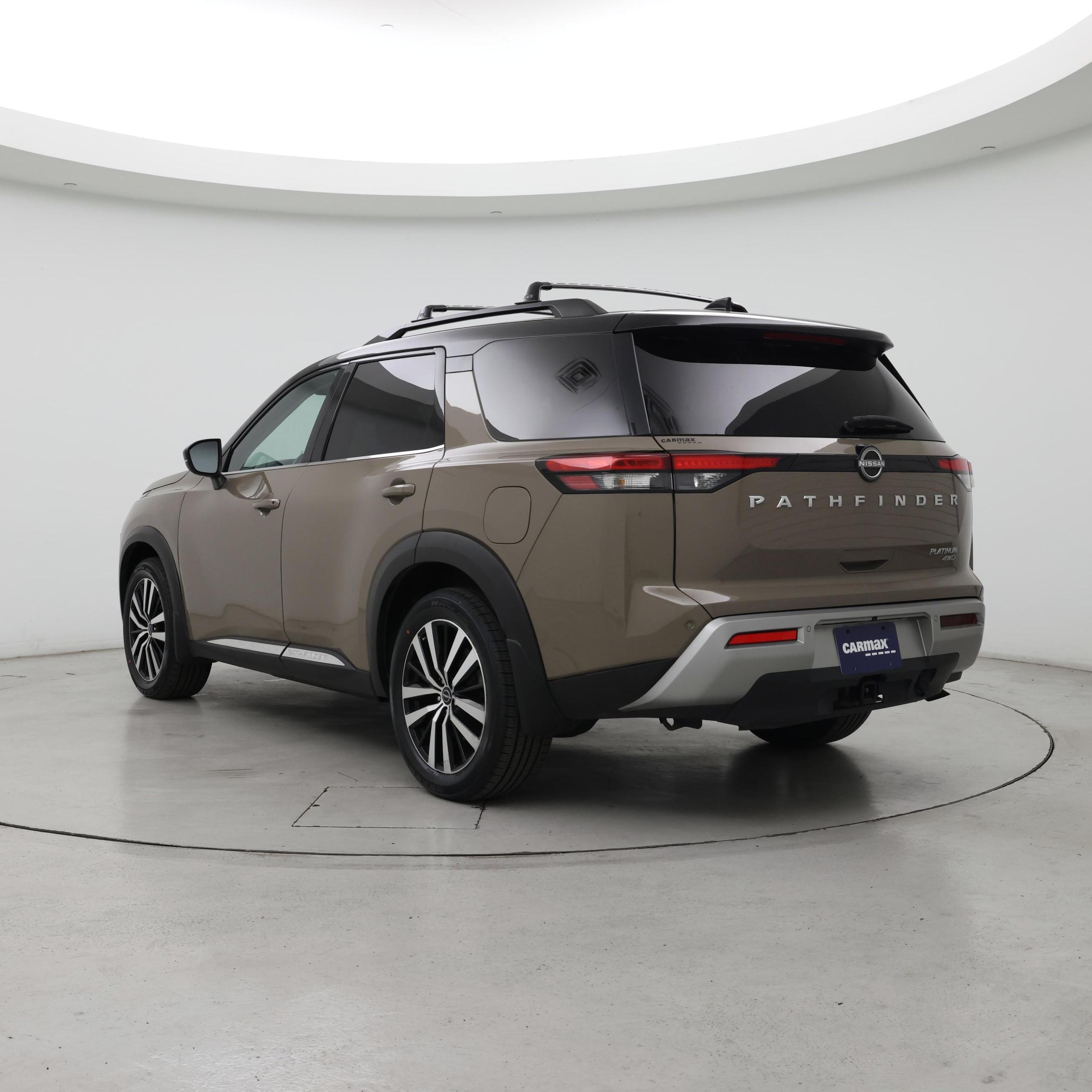 Thumbnail: 2023 Nissan Pathfinder - 2