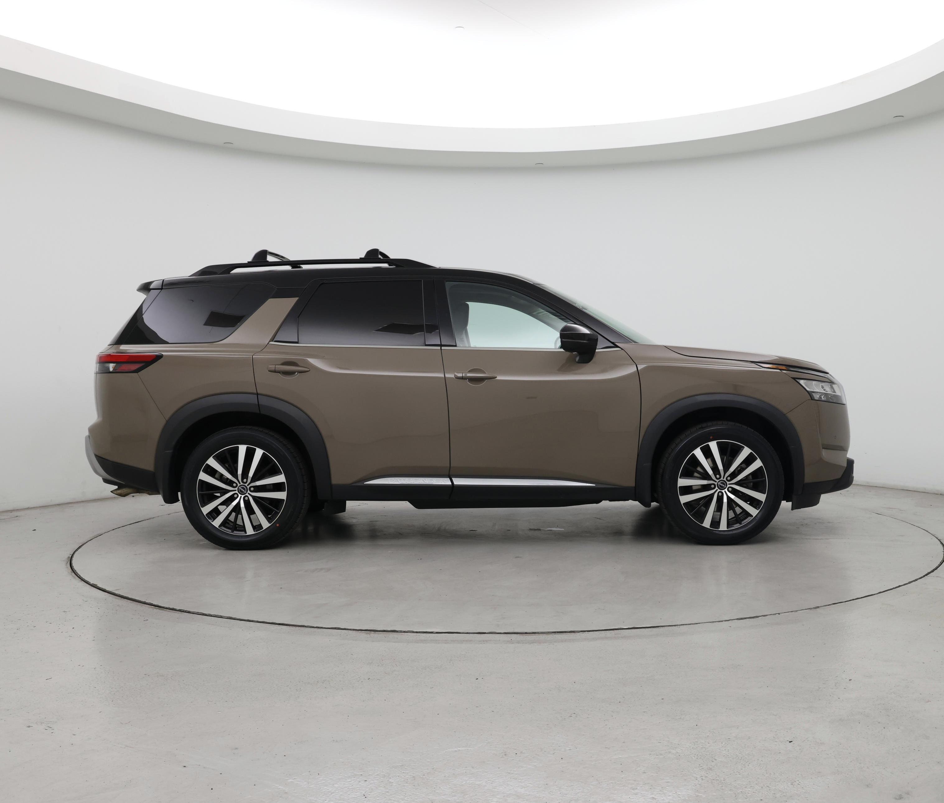 Thumbnail: 2023 Nissan Pathfinder - 7
